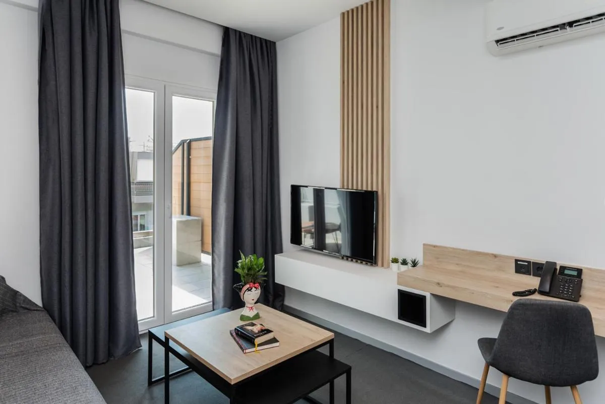 TV and multimedia in White 9