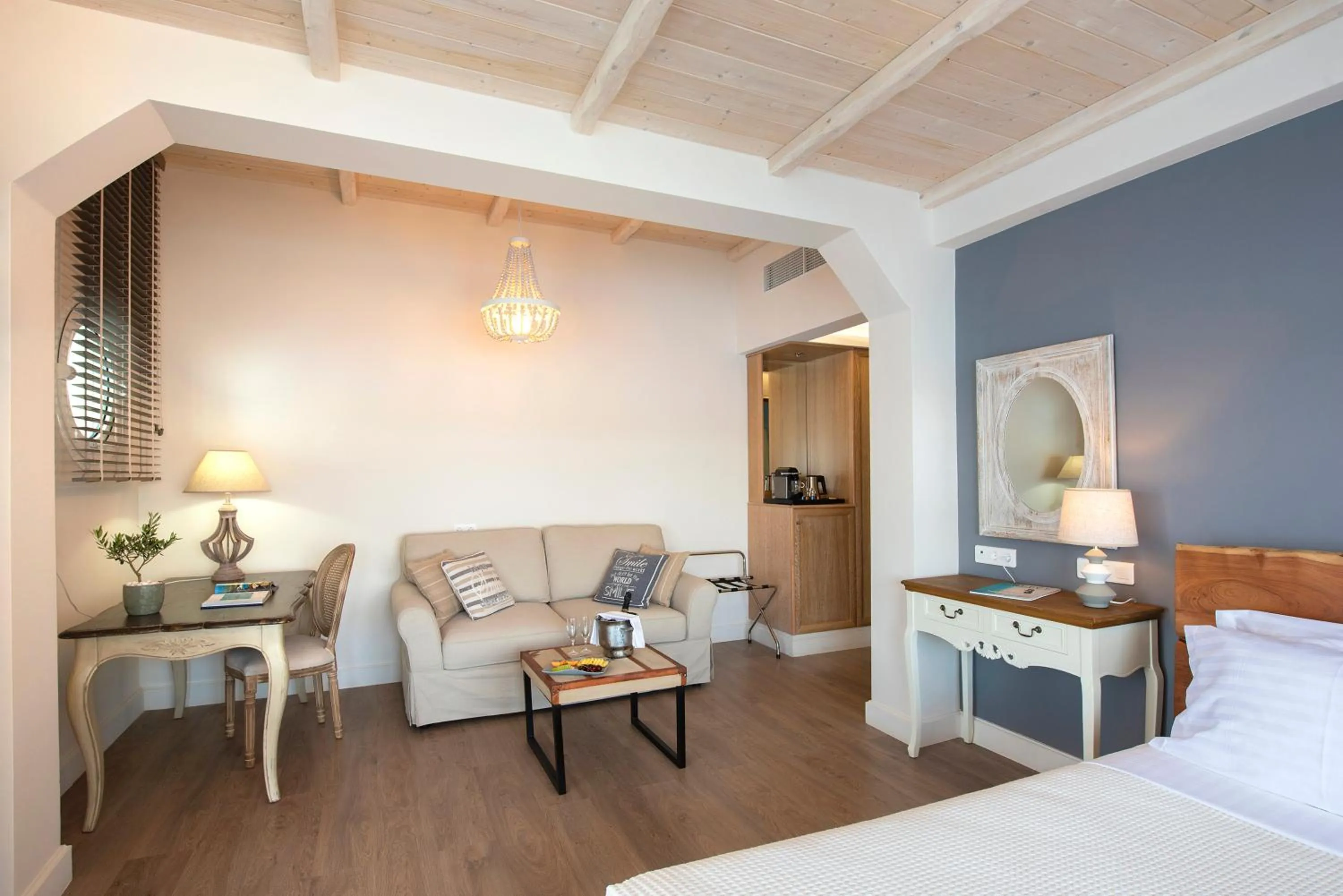 Bed in Karalis Beach