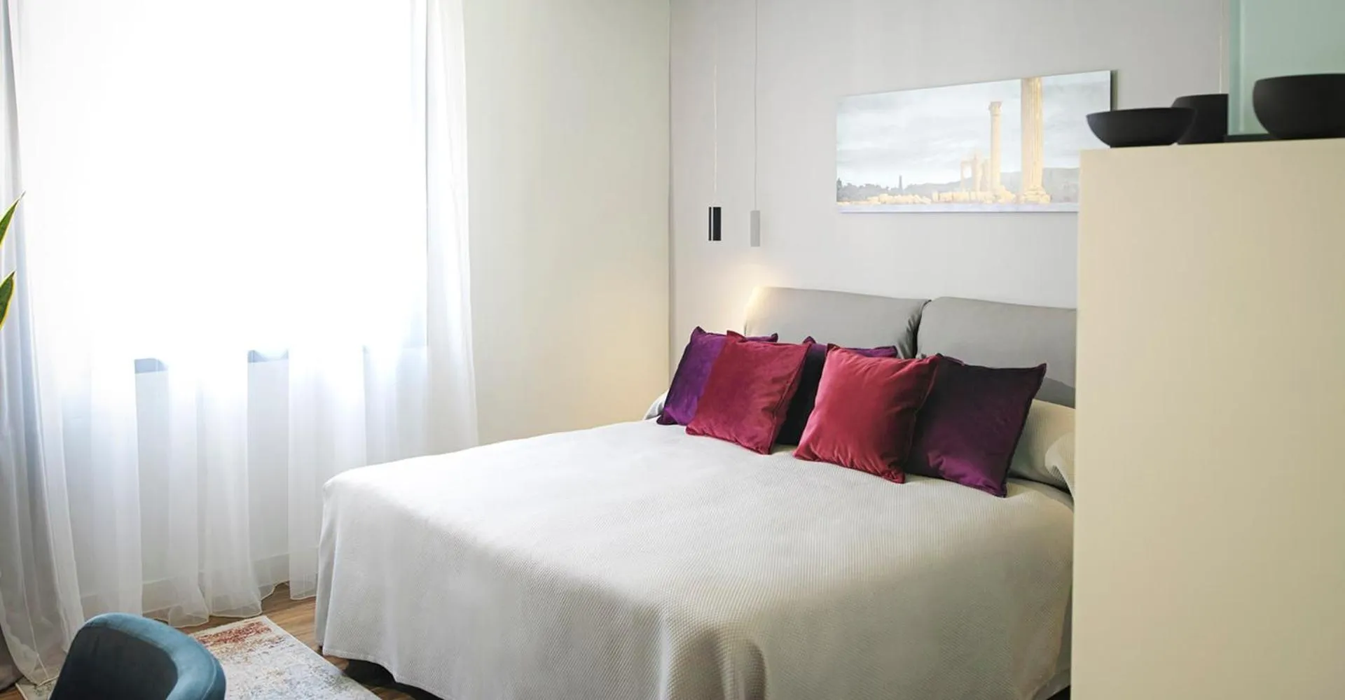 Bed in The Gem Society Hotel