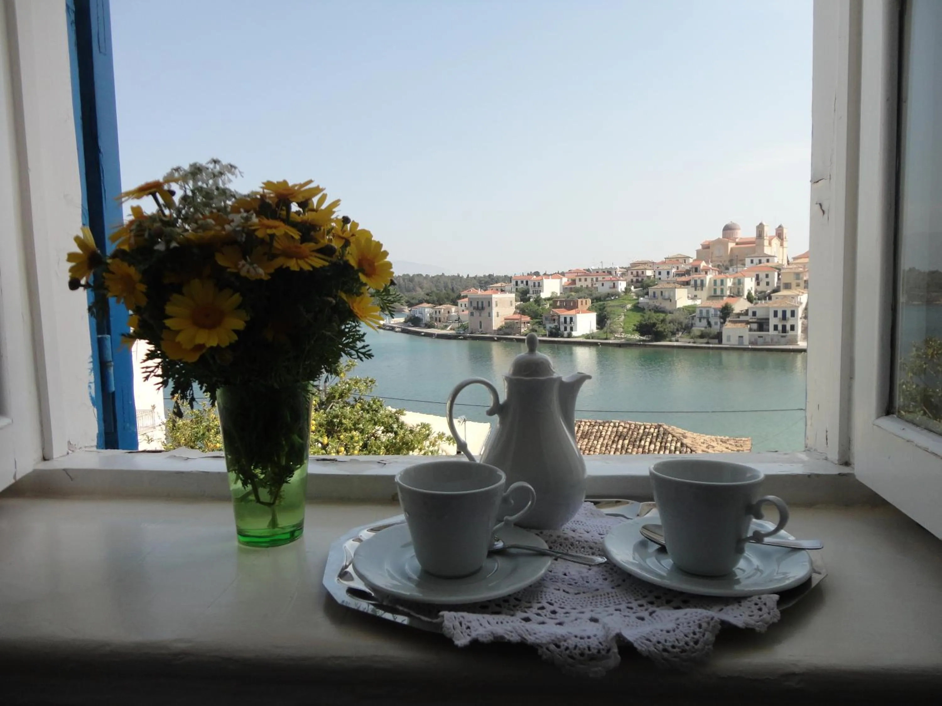 Coffee/tea facilities in Galaxa Mansion