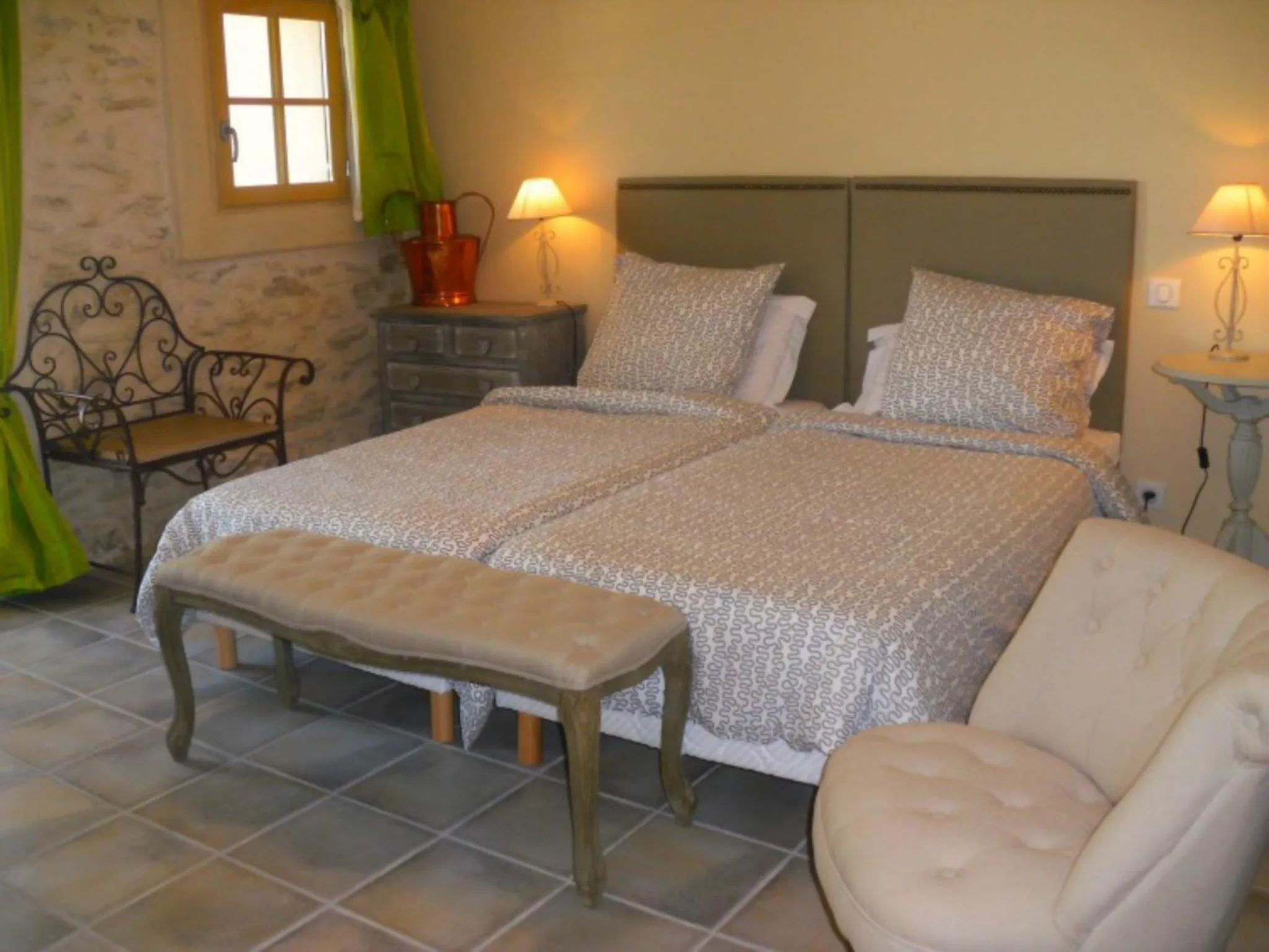 Bedroom, Bed in La Dentellière