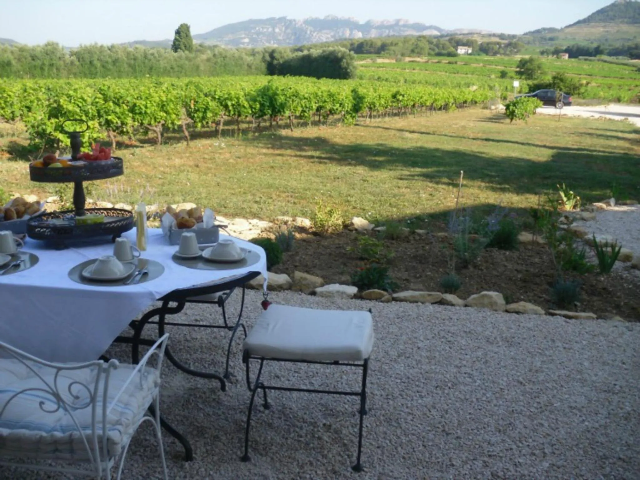 Continental breakfast in La Dentellière