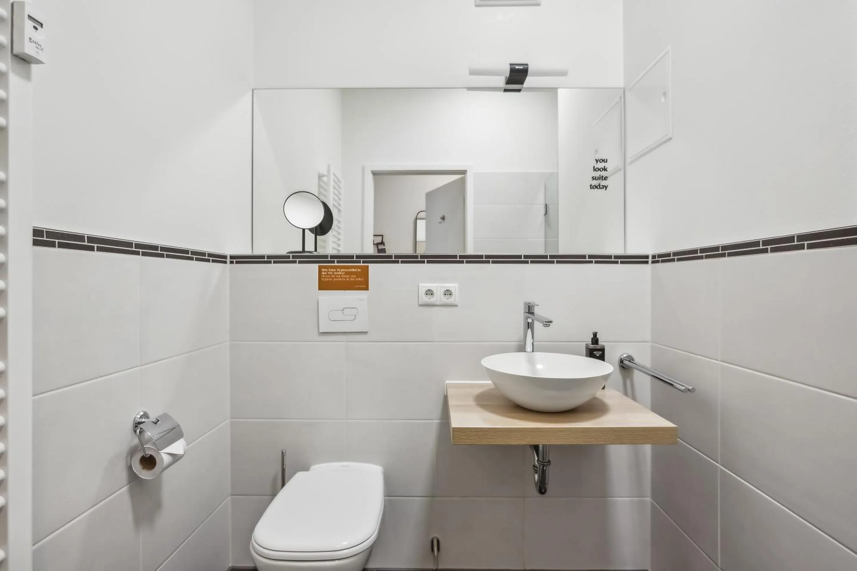 Shower in Limehome Leipzig Am Brühl