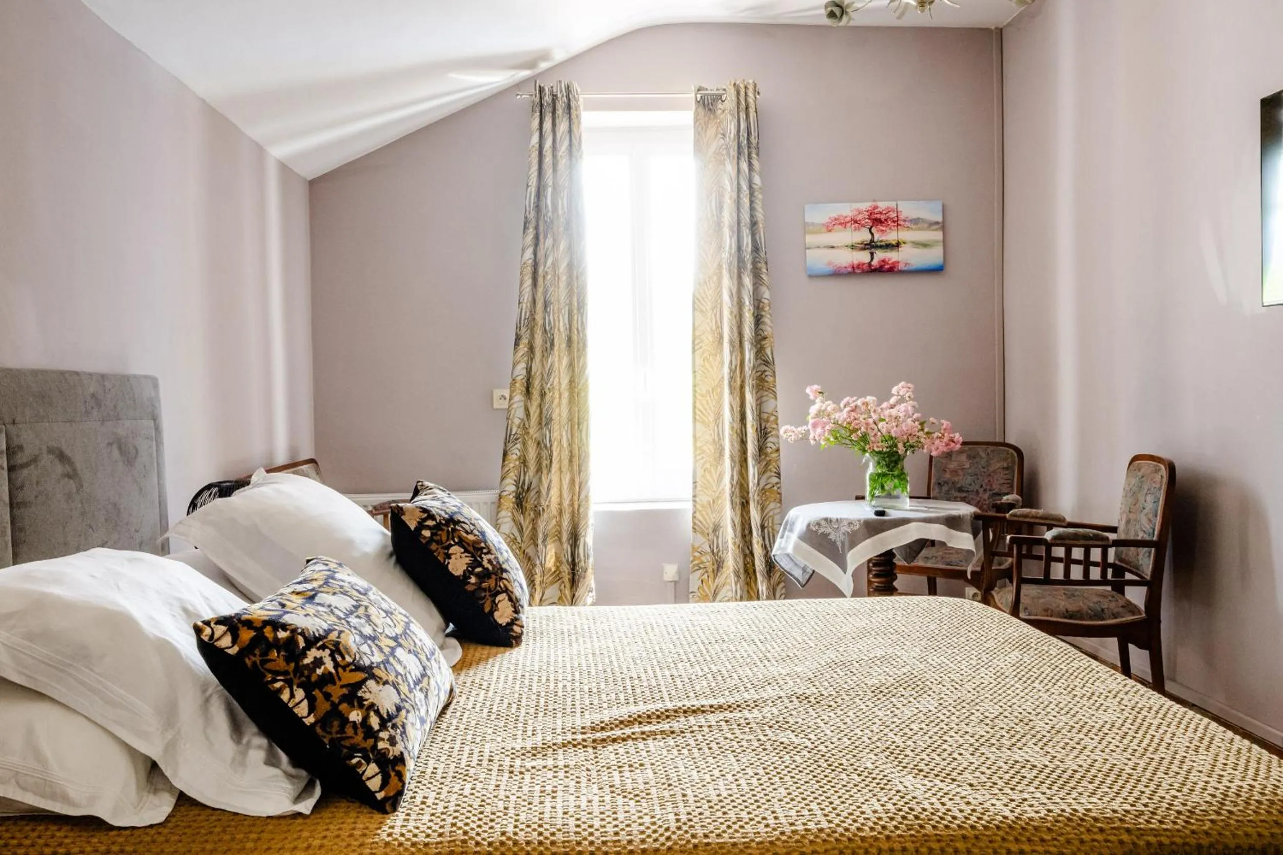 Living room, Bed in La Pastorale