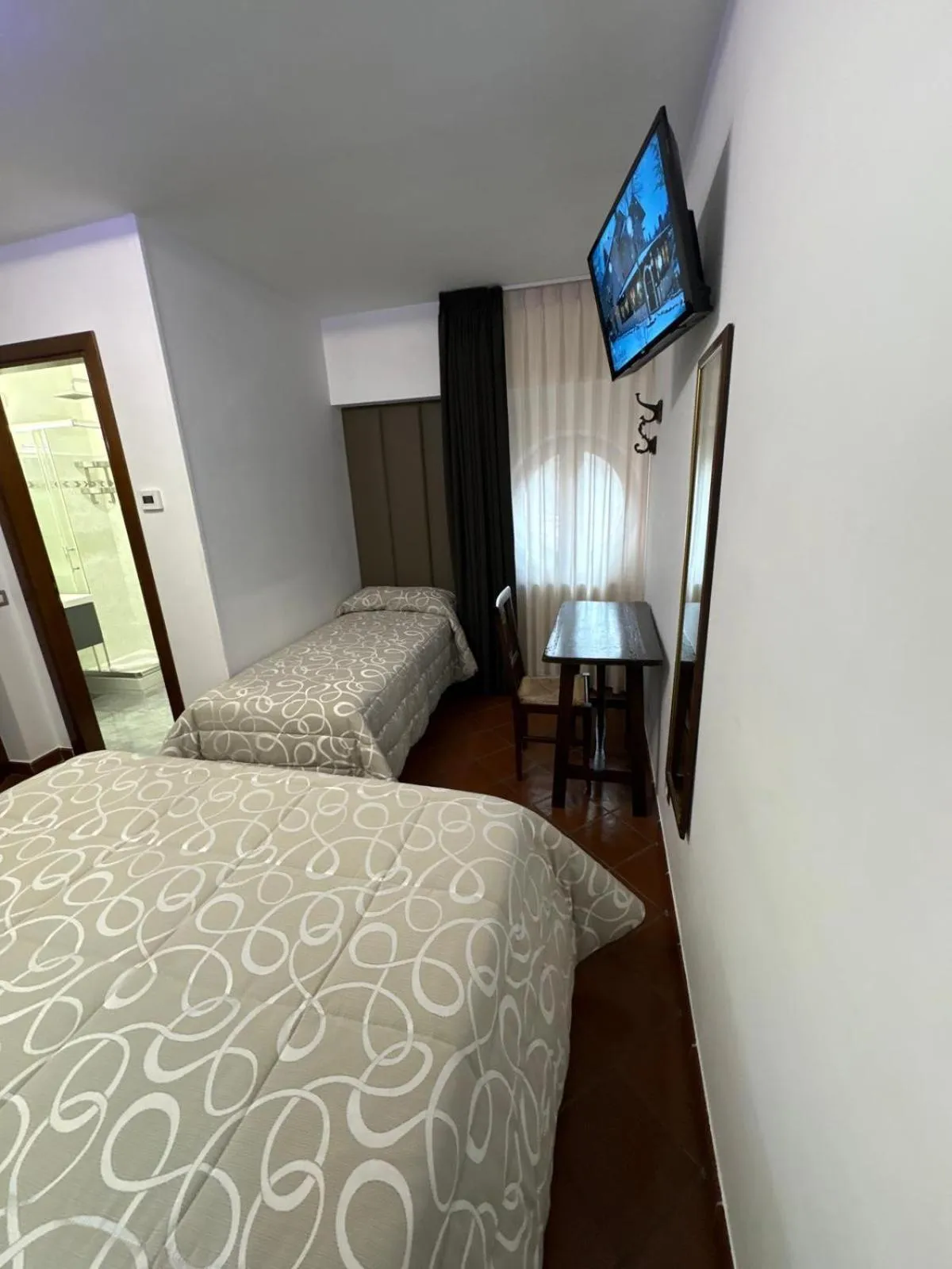 Bed in Hotel Bucaneve