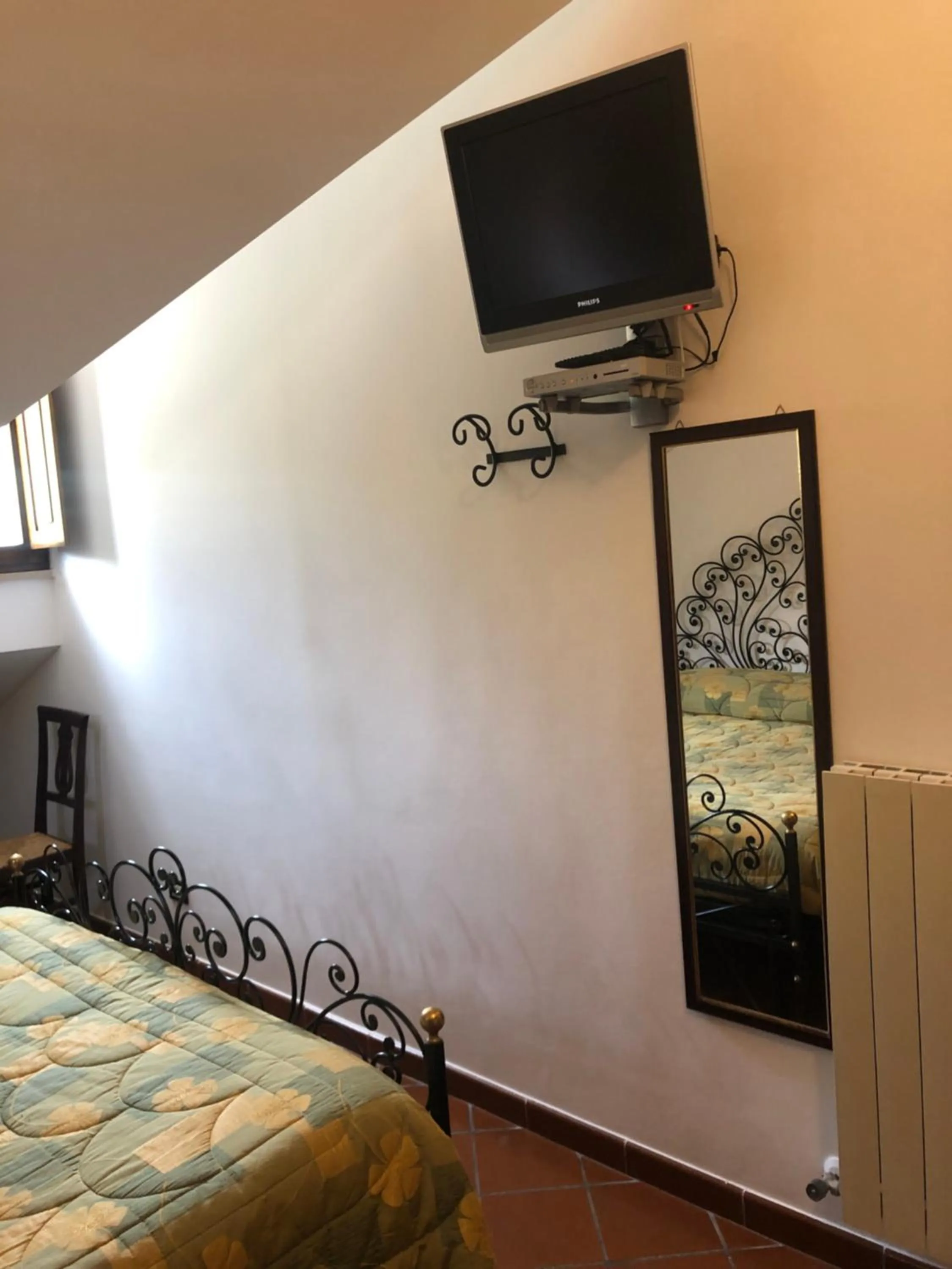 Bed in Hotel Bucaneve