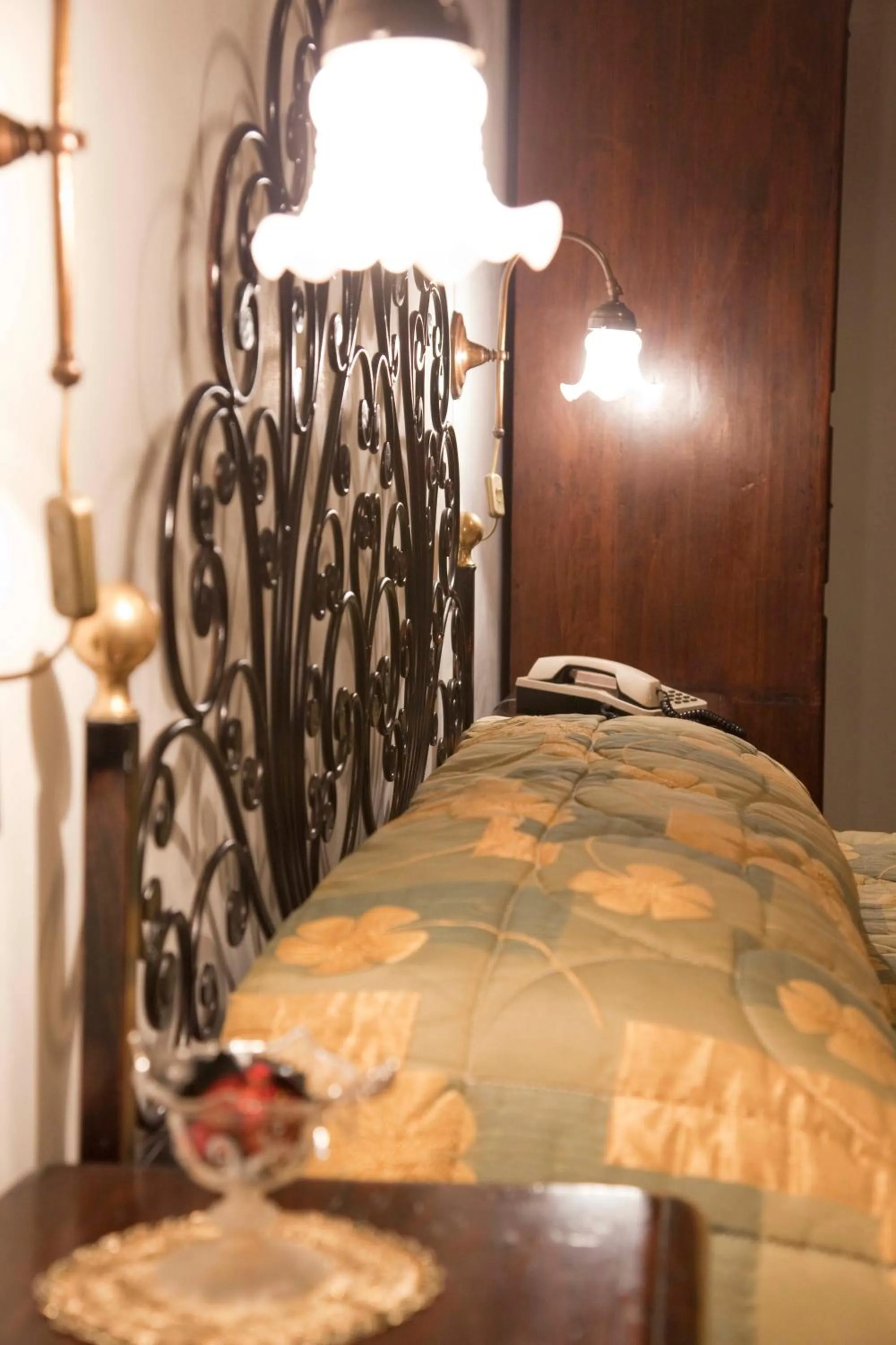 Bed in Hotel Bucaneve