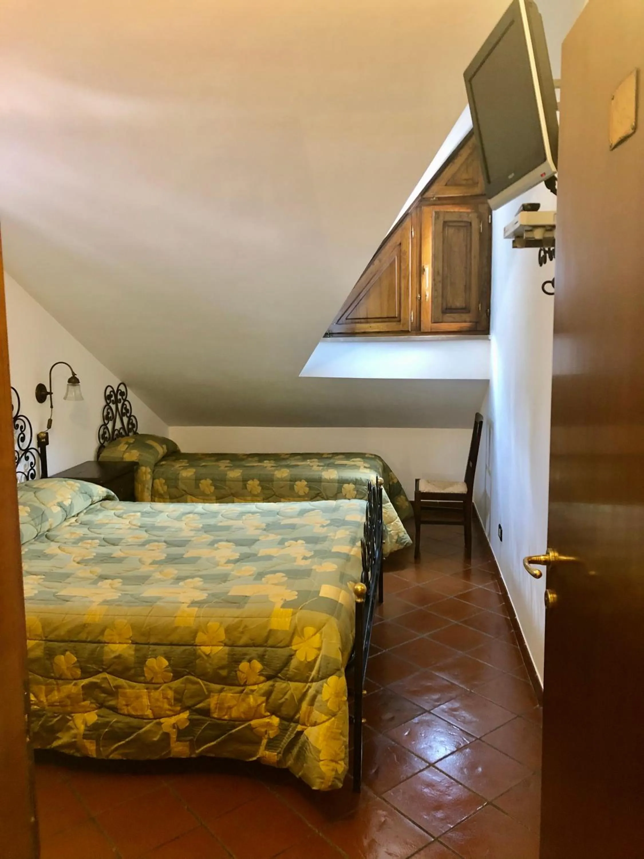 Bed in Hotel Bucaneve