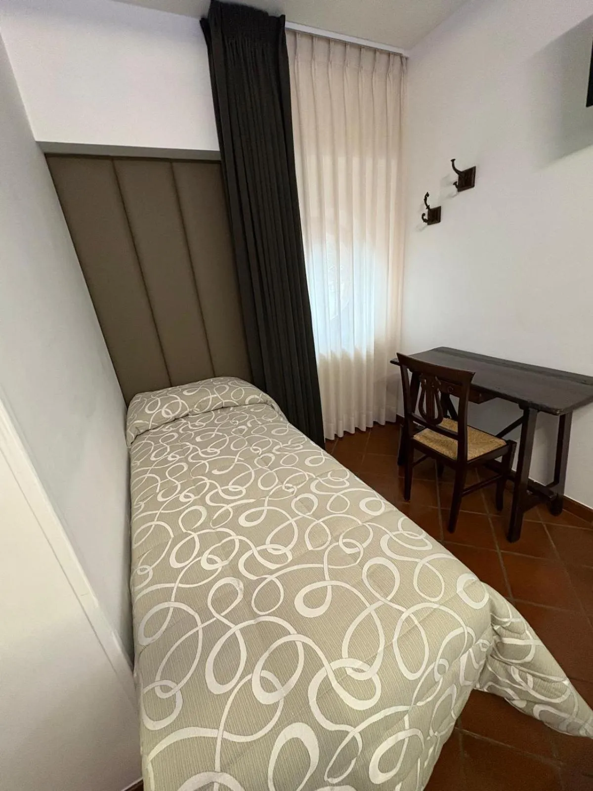 Bed in Hotel Bucaneve