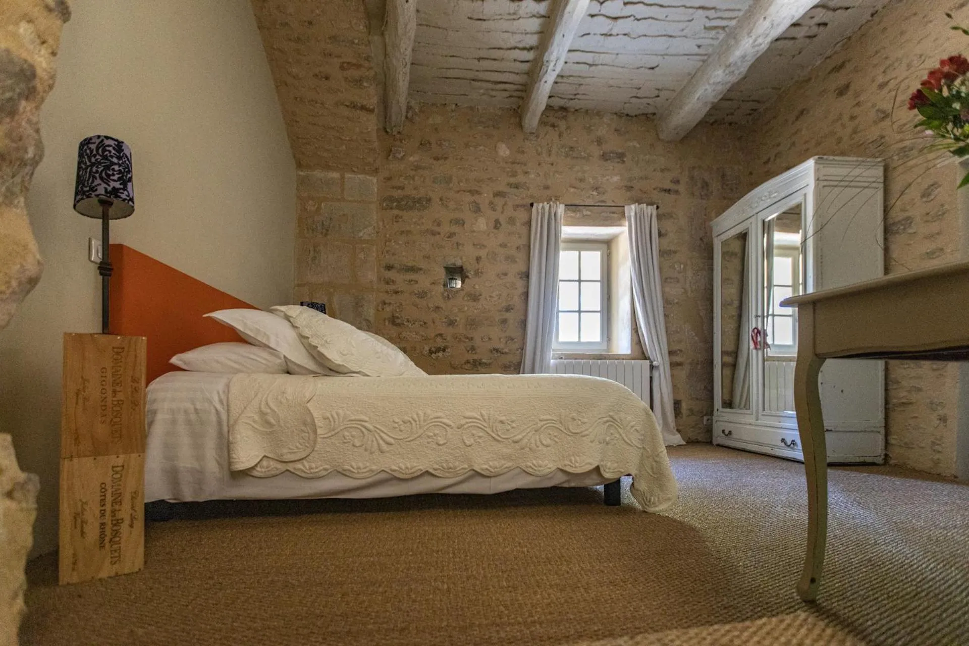 Bedroom, Bed in Le Prieuré La Madelène