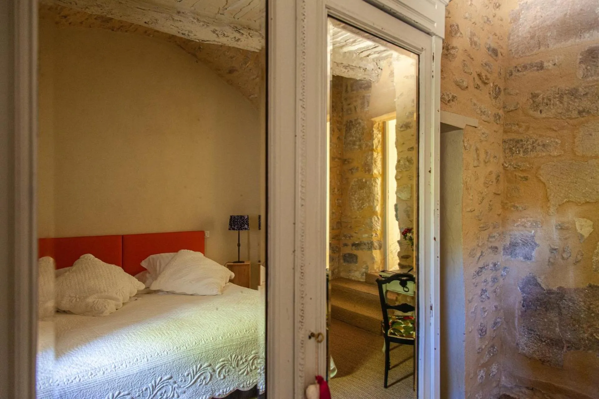 Bedroom, Bed in Le Prieuré La Madelène