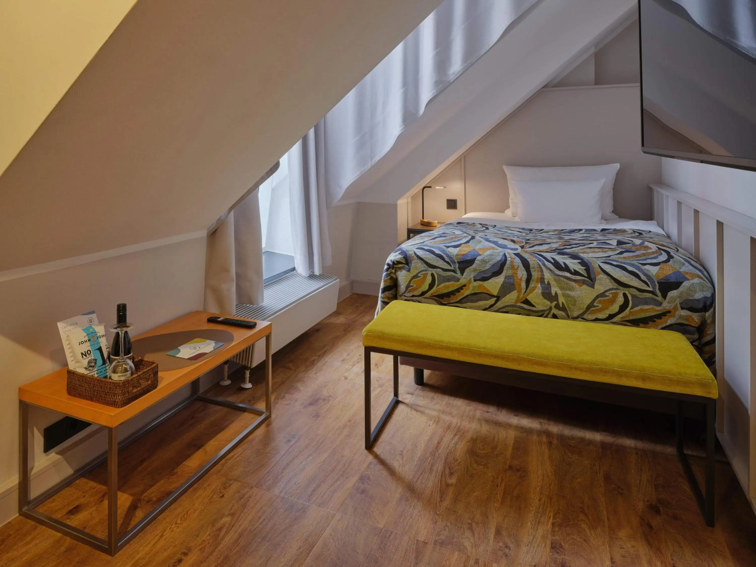 Bedroom, Bed in Classik Hotel Alexander Plaza