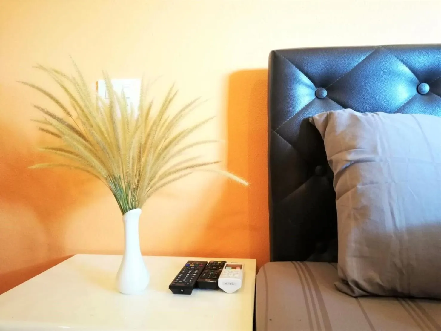 Seating area, Bed in Phurafa Resort