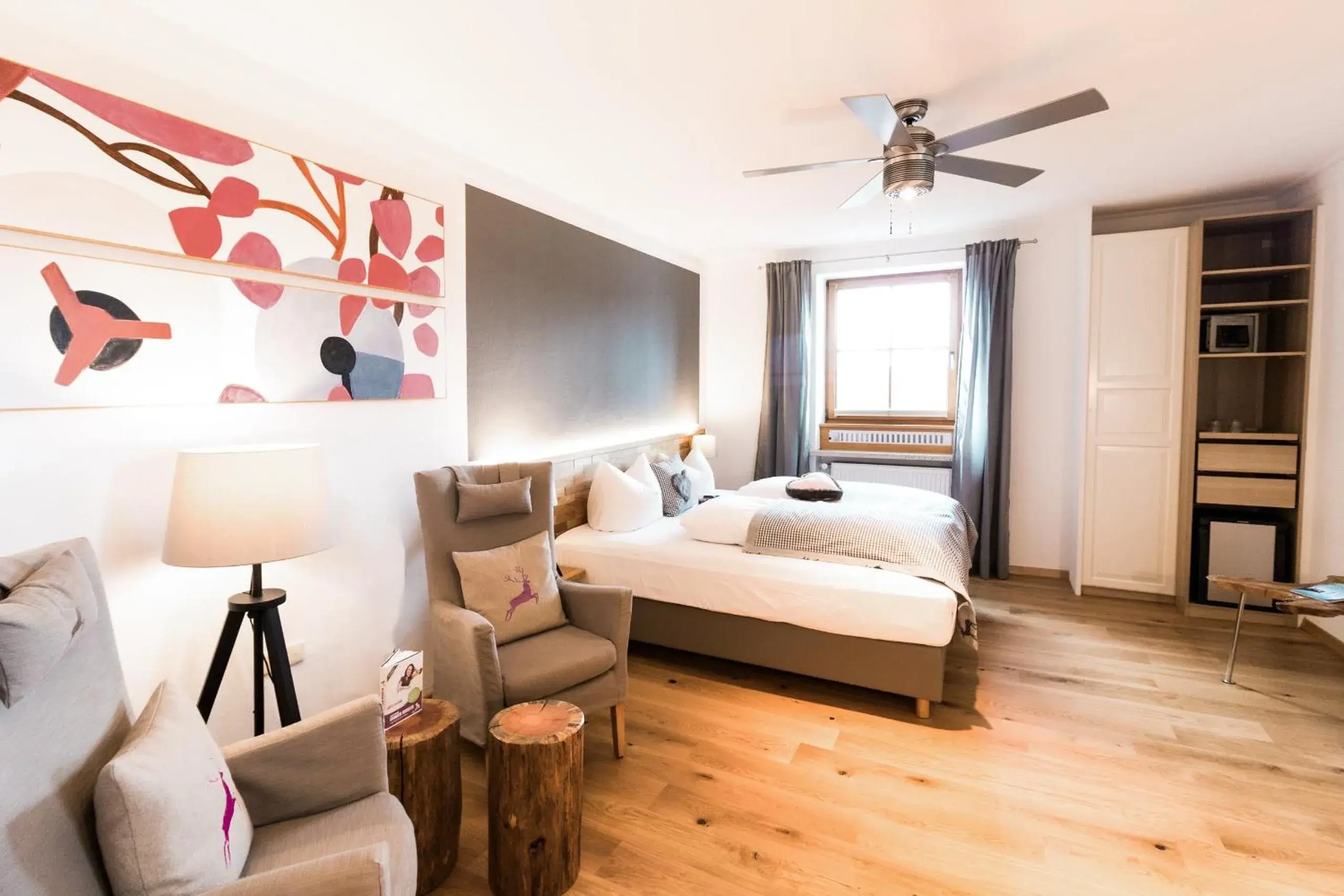 Superior Double Room incl. GartenSpa in Romantik Hotel Hirschen Superior Double Room incl. GartenSpa in Romantik Hotel Hirschen