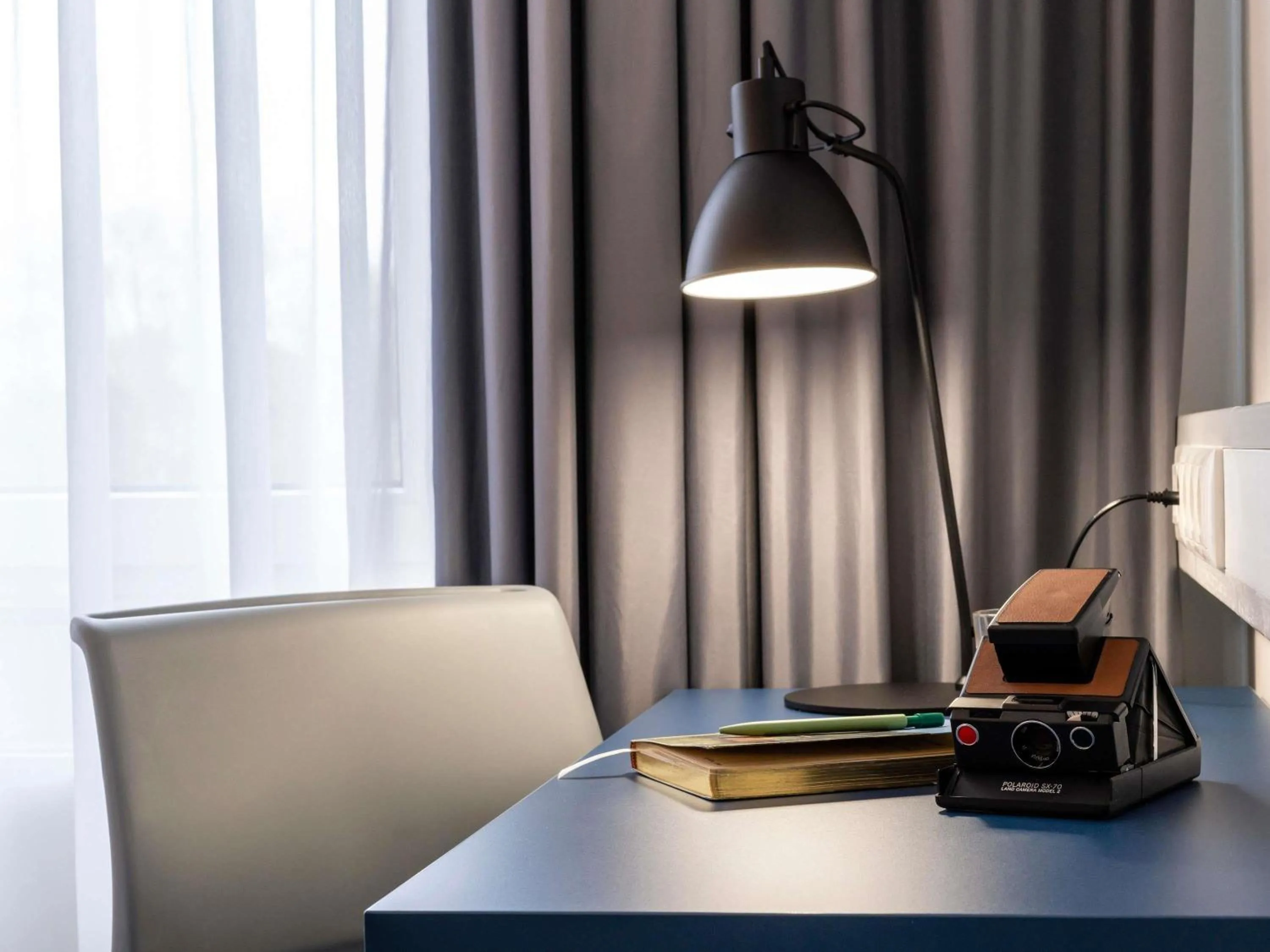 Bedroom in ibis Styles Hamburg Alster City