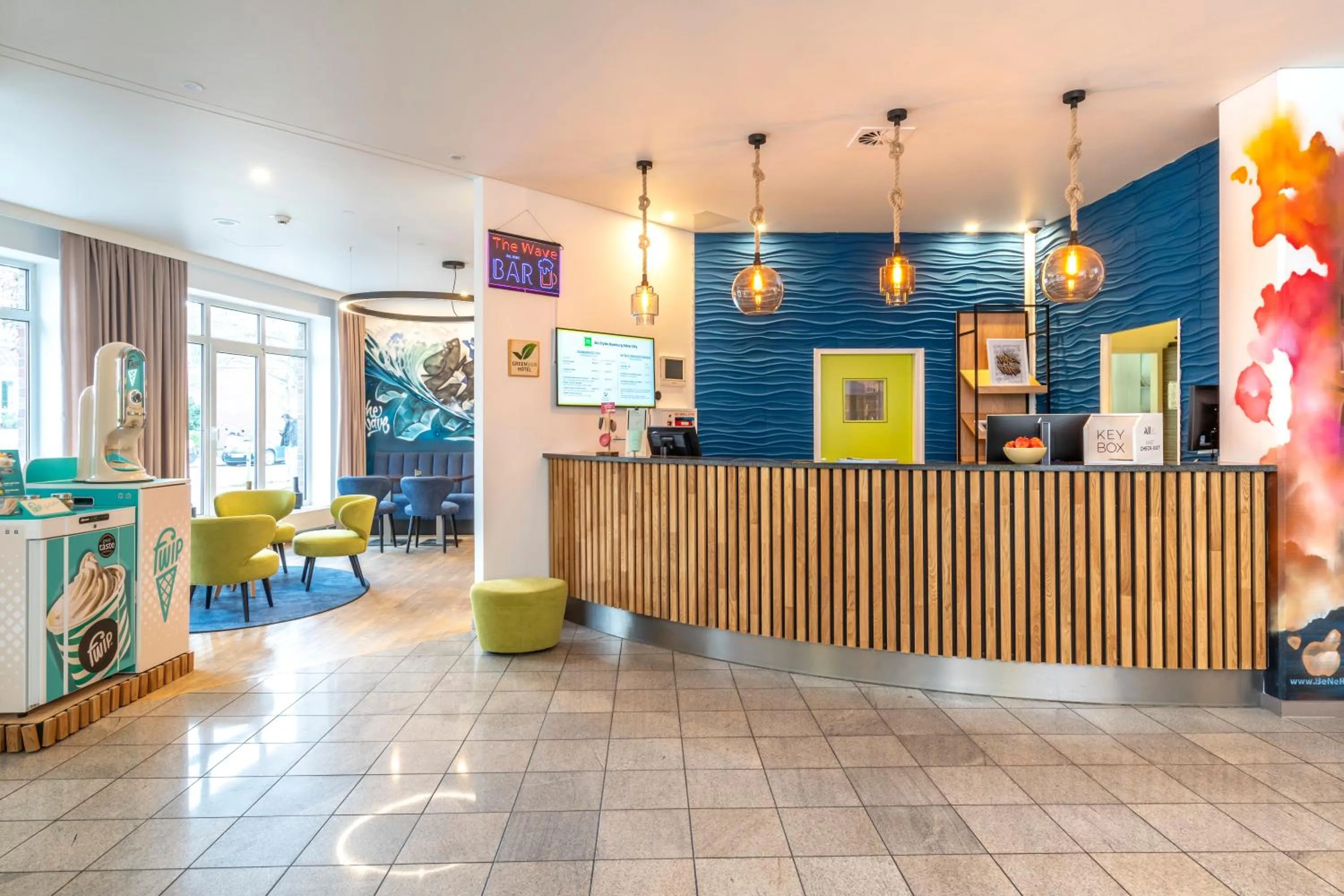 Lobby or reception in ibis Styles Hamburg Alster City