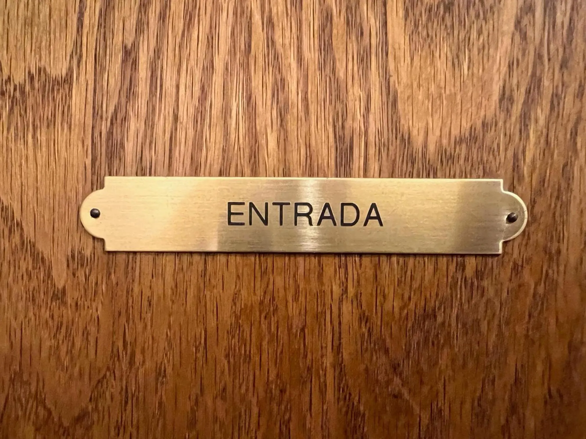 Logo/Certificate/Sign in Castle Valley Inn