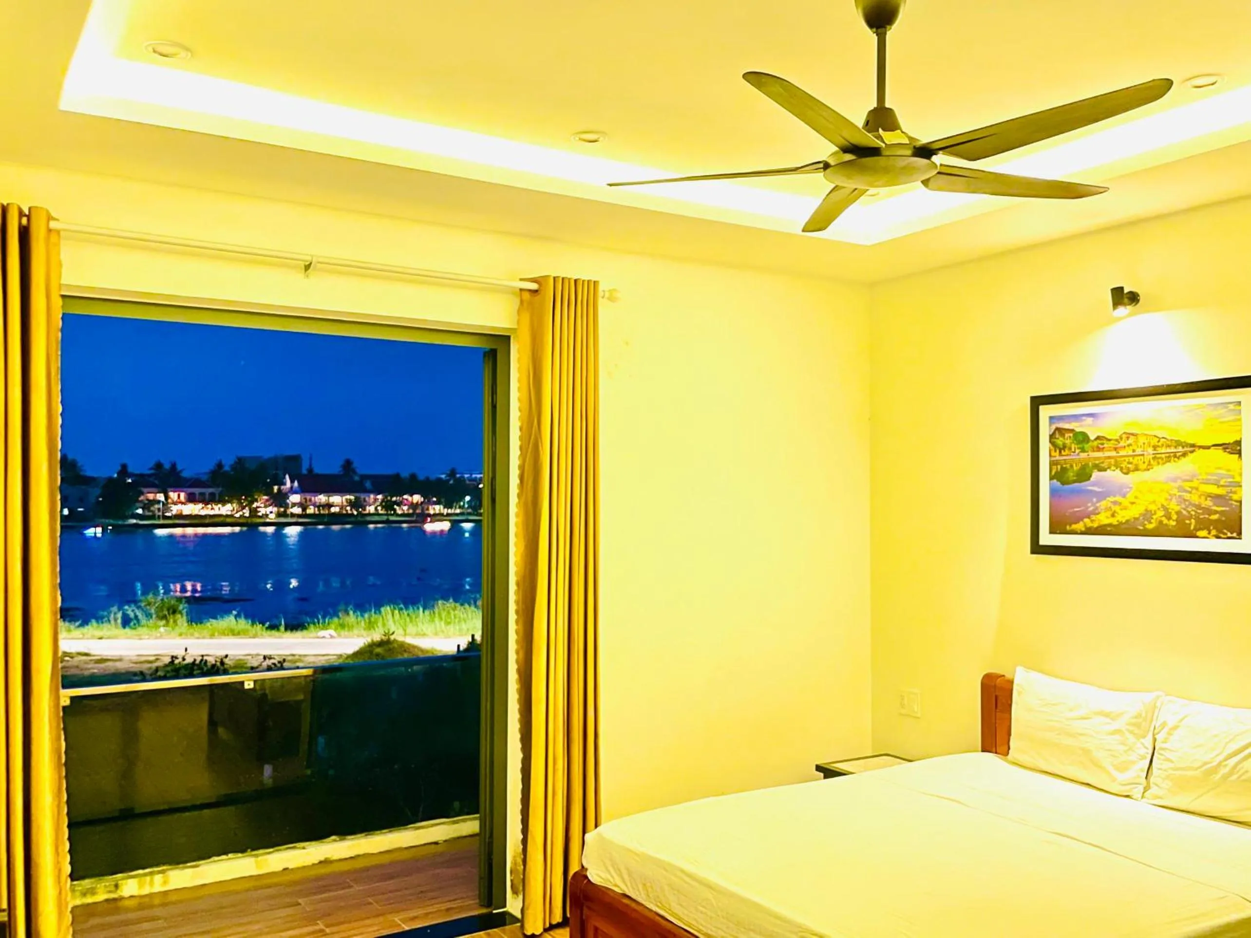 Bed in Thuong Da Riverside Homestay