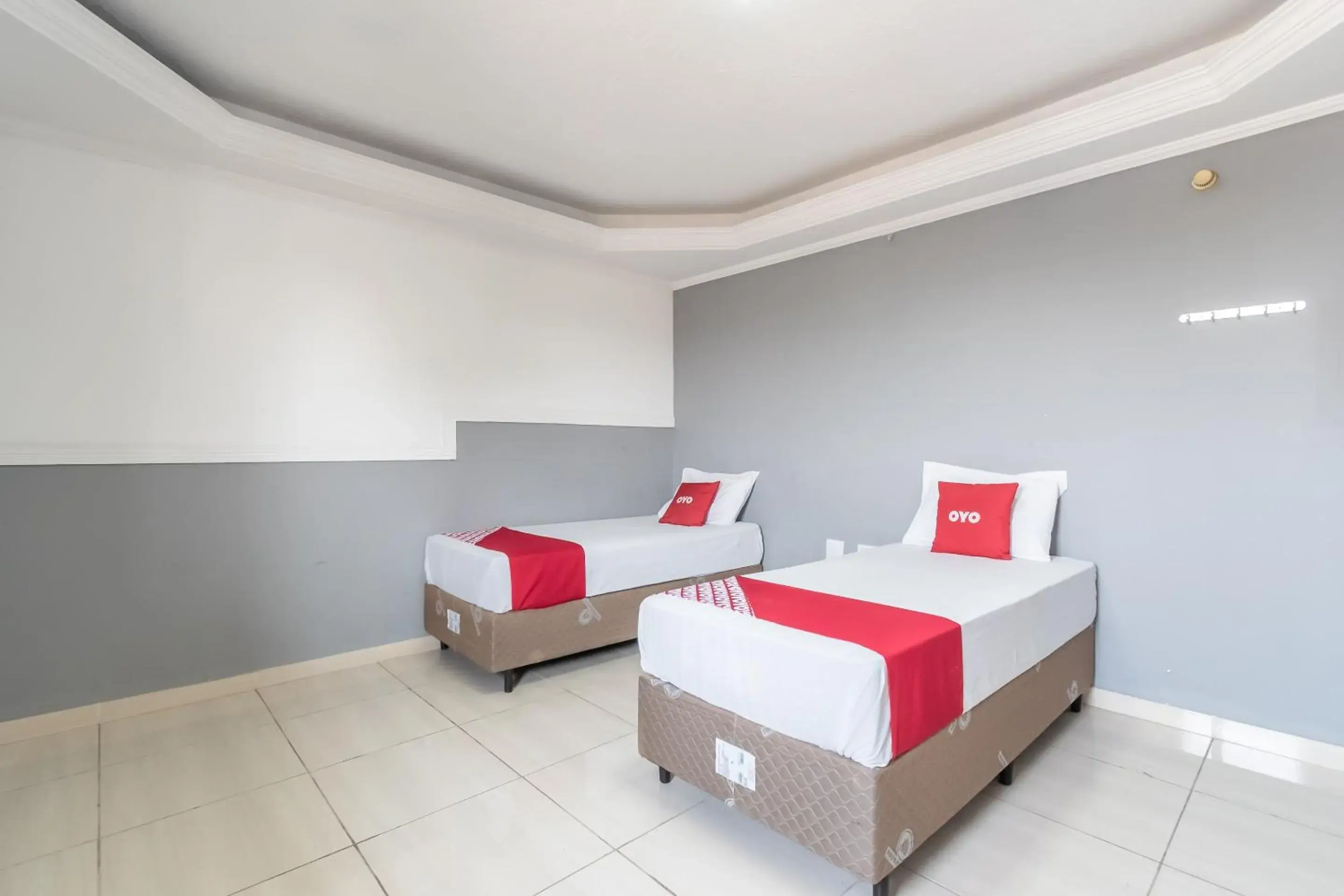 Twin Room - single occupancy in OYO Hotel San Remo, São Paulo Twin Room - single occupancy in OYO Hotel San Remo, São Paulo