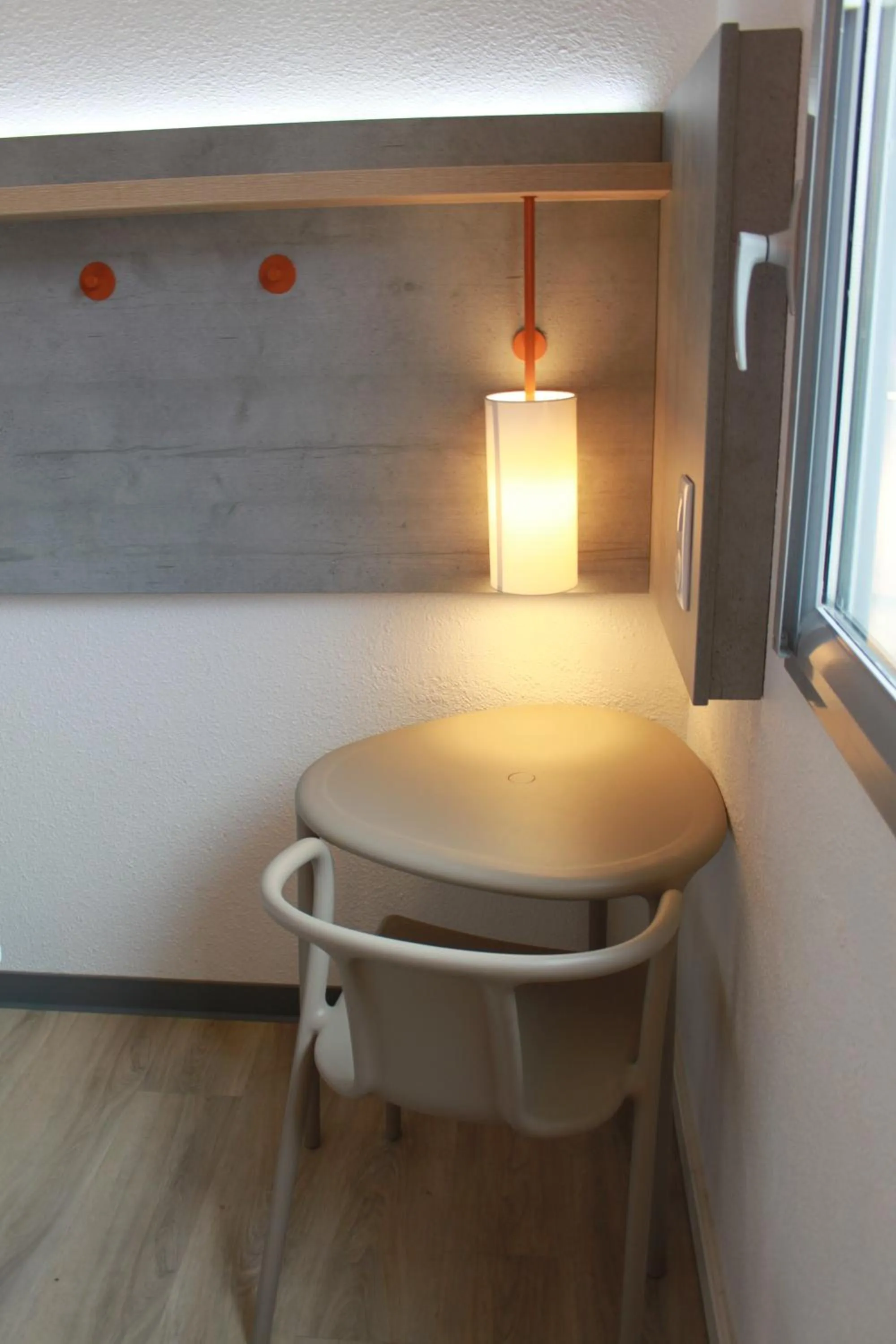 Dining area in ibis budget Metz Technopole