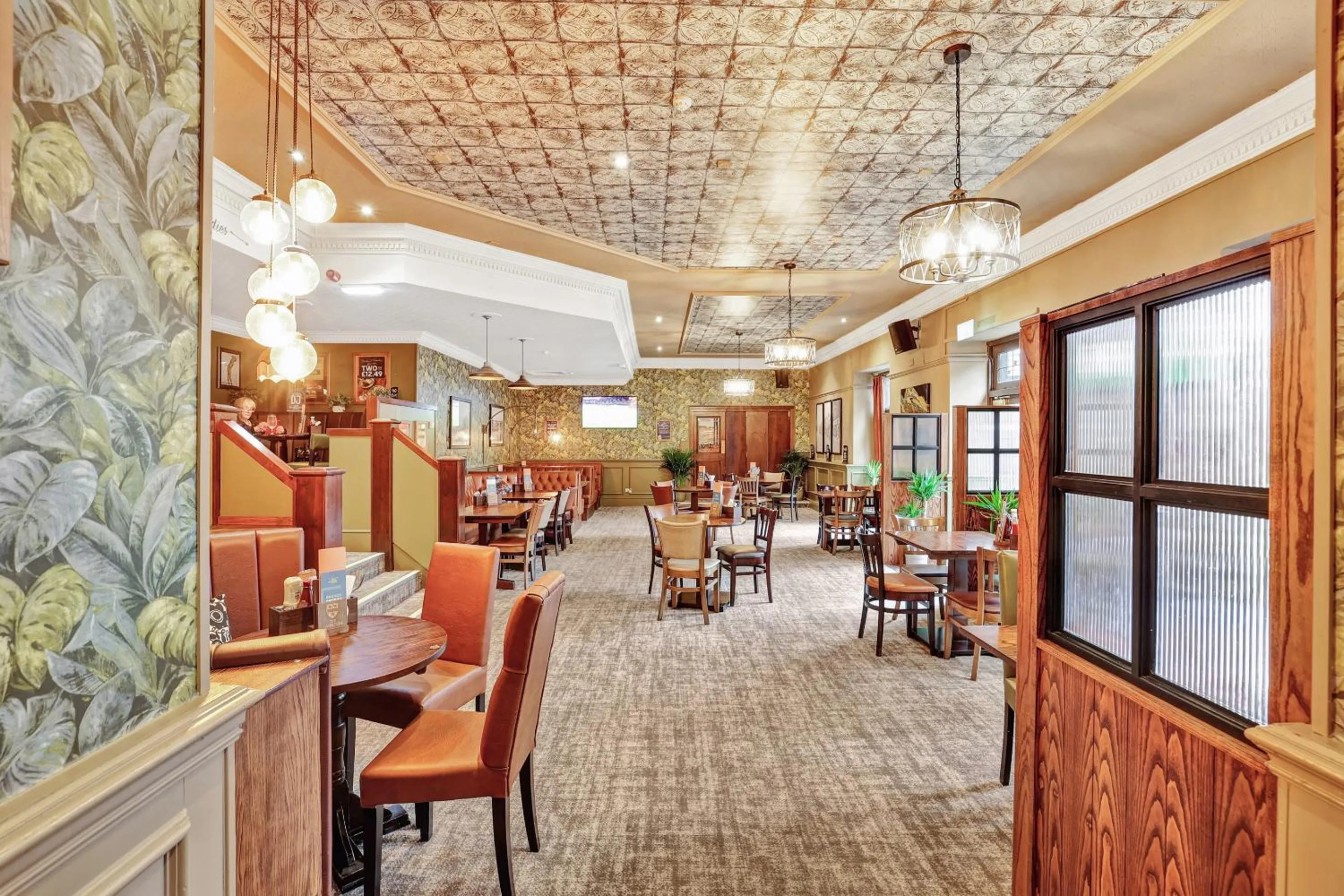 Lounge or bar in The Lambton Arms