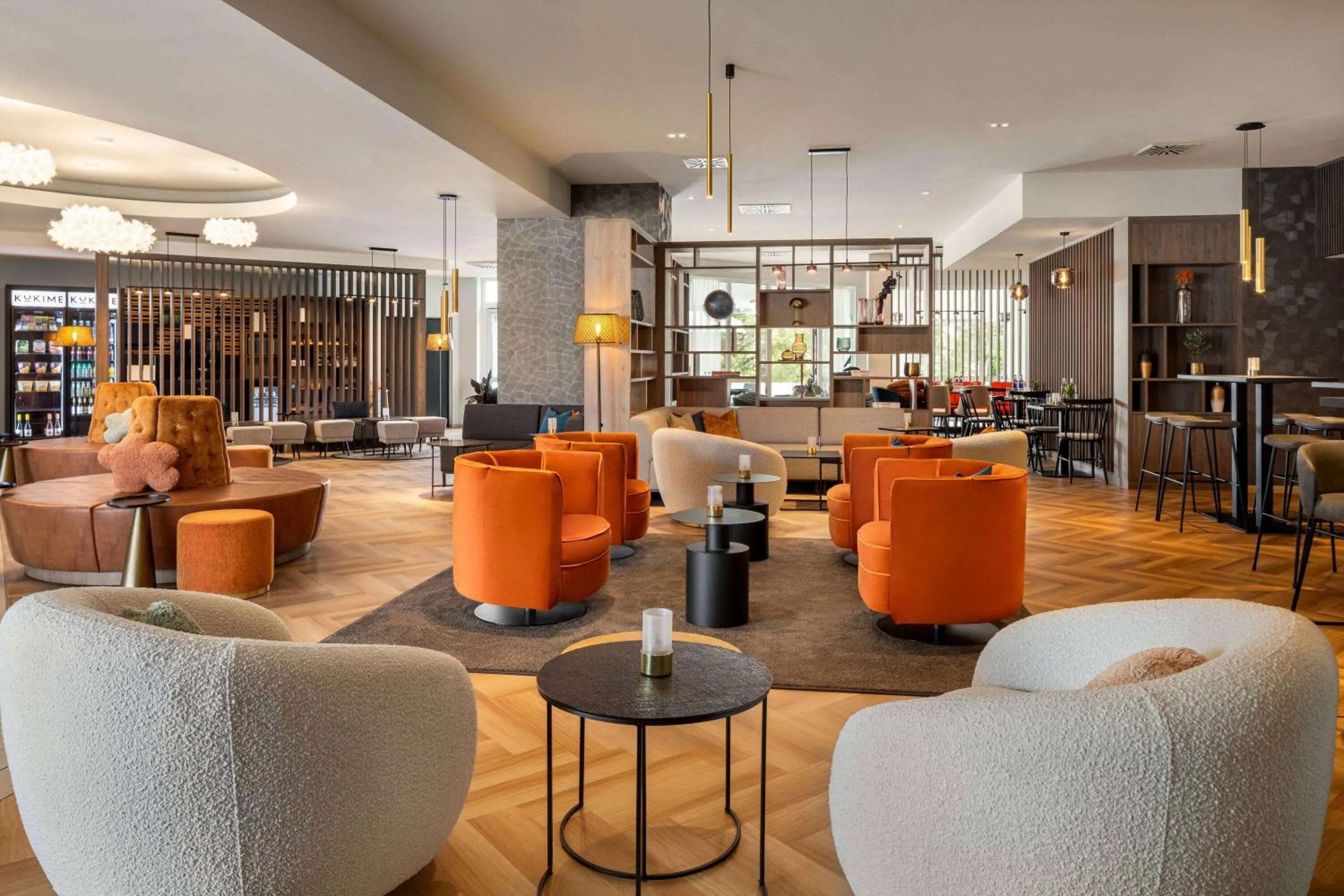 Lobby or reception in Vienna House Easy by Wyndham Frankfurt Airport