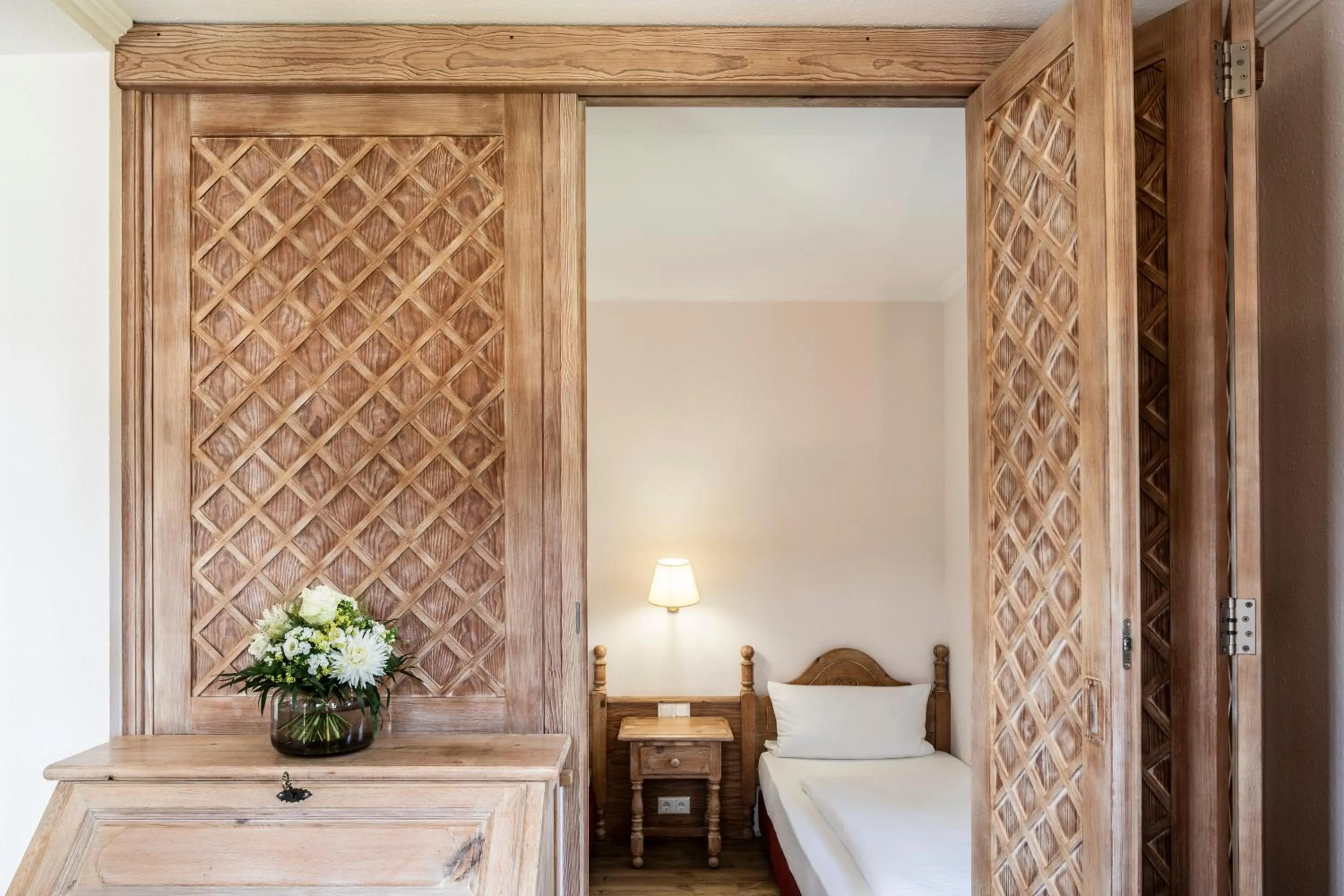 Bedroom, Bed in MONDI Resort und Chalet Oberstaufen