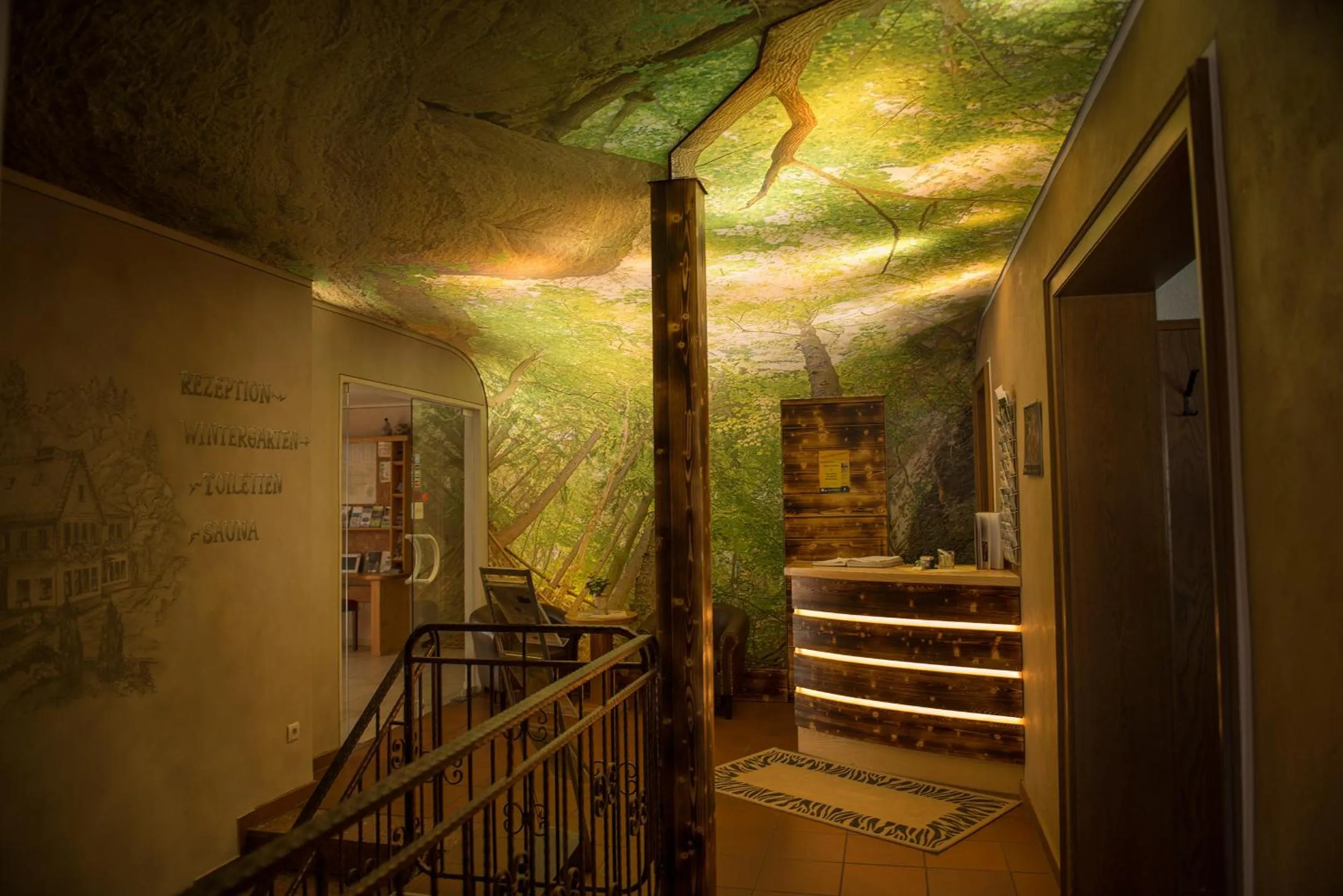 Lobby or reception in Flair-Waldhotel Mellestollen