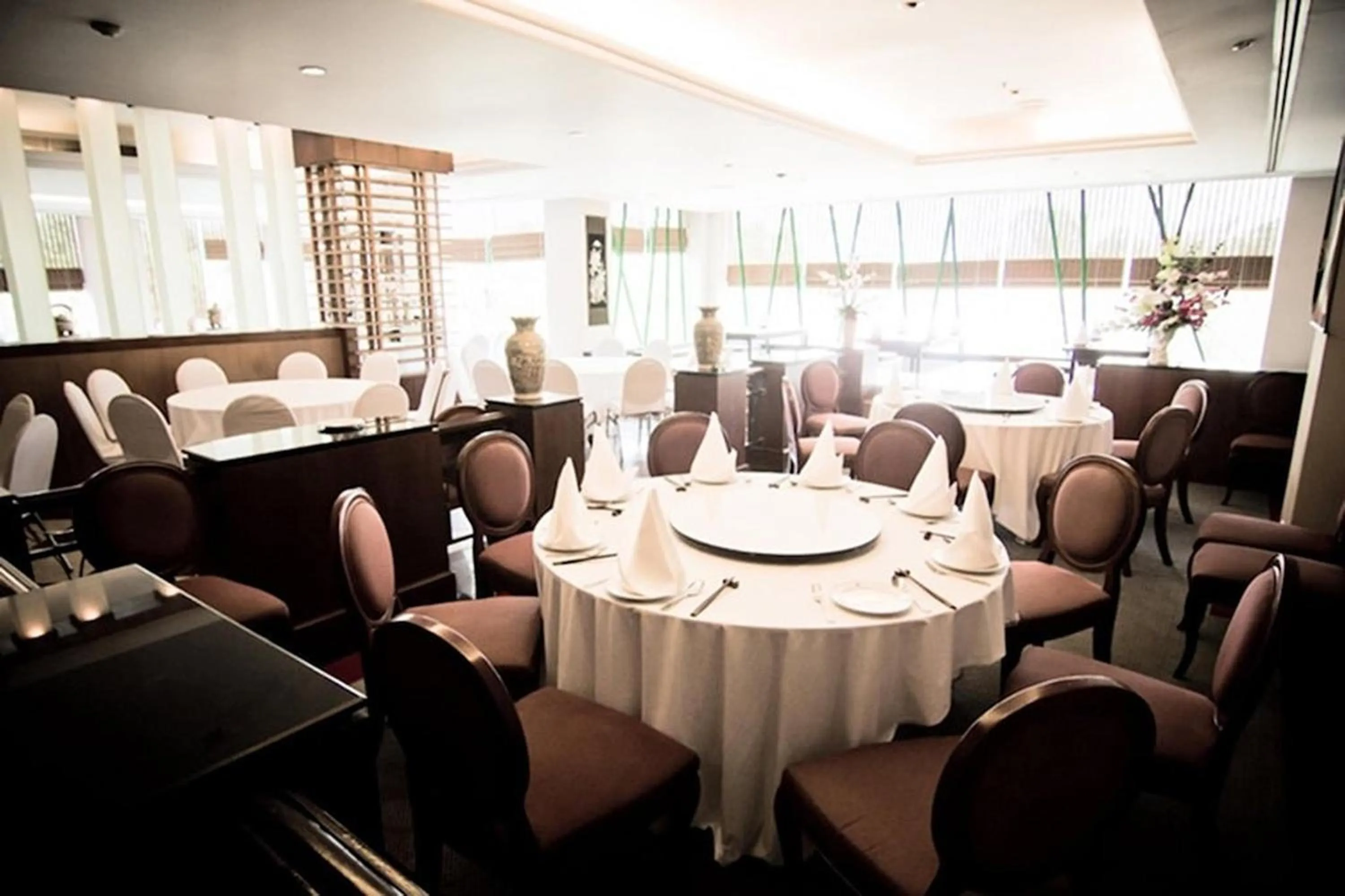 Restaurant/places to eat in Laithong Hotel Ubon Ratchathani