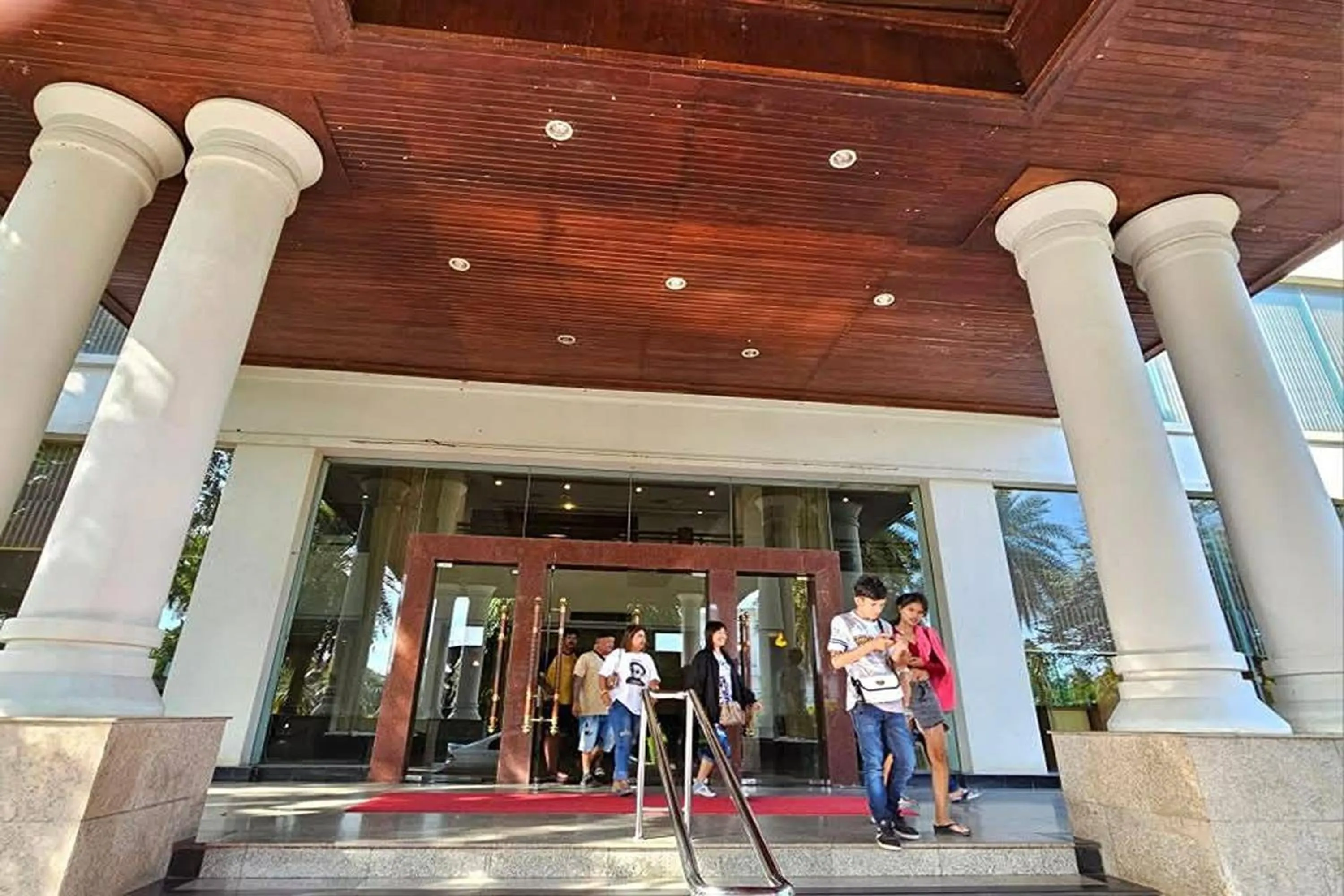 Facade/entrance in Laithong Hotel Ubon Ratchathani
