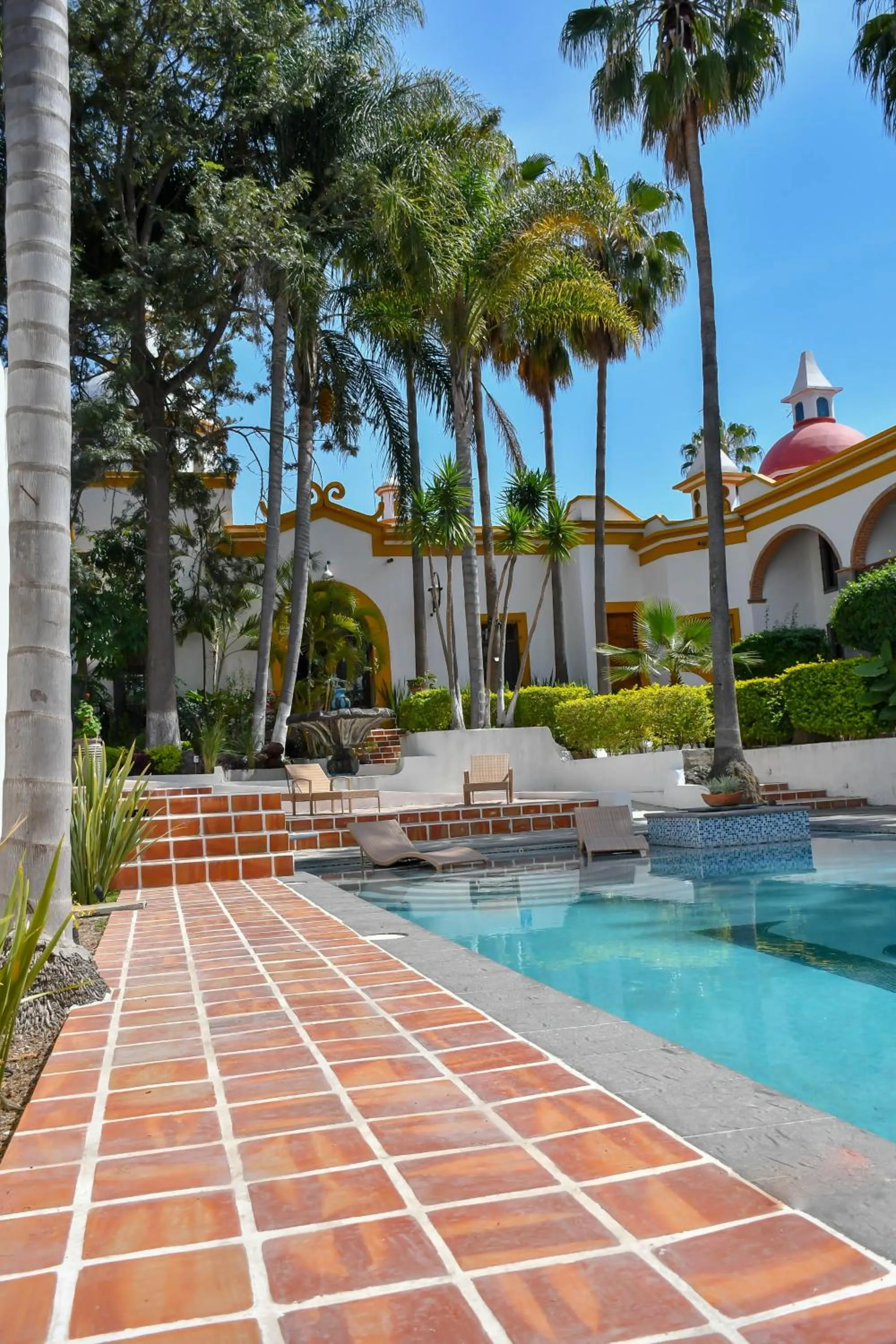 Swimming pool in Hotel Hacienda San Isidro
