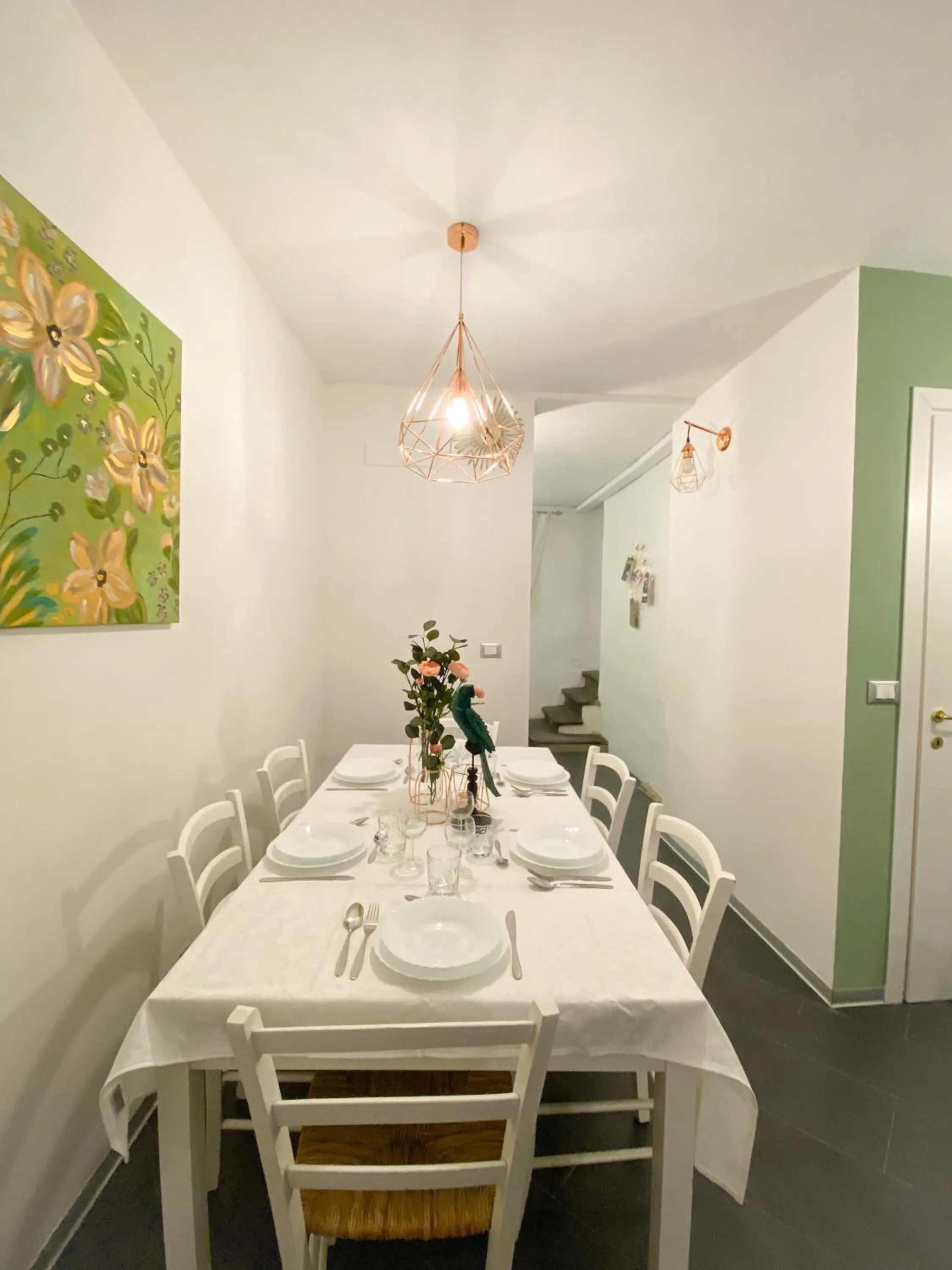 Restaurant/places to eat in OROROSA Lucca City Center Apartment