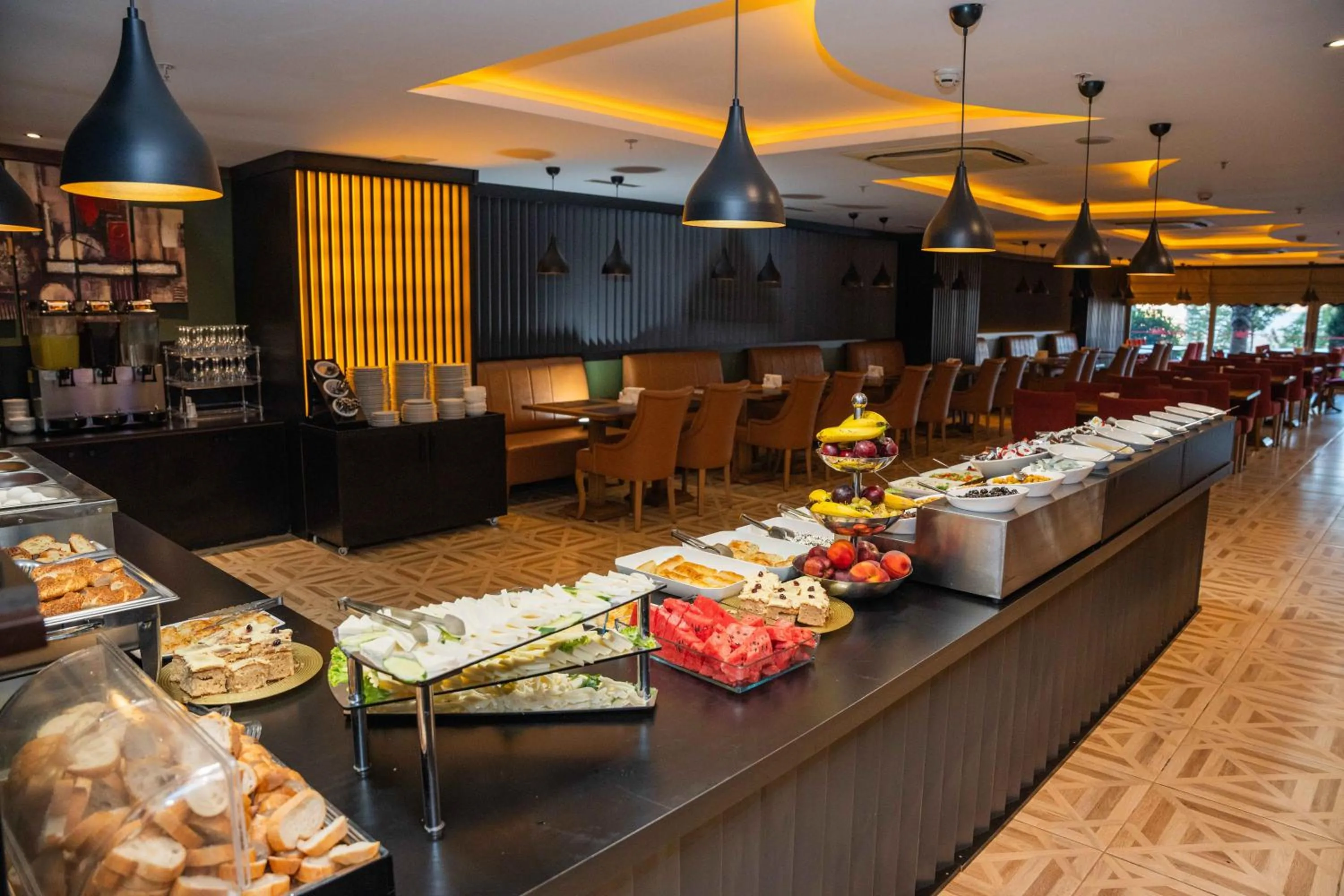 Buffet breakfast in Boris Hotel Beylikdüzü