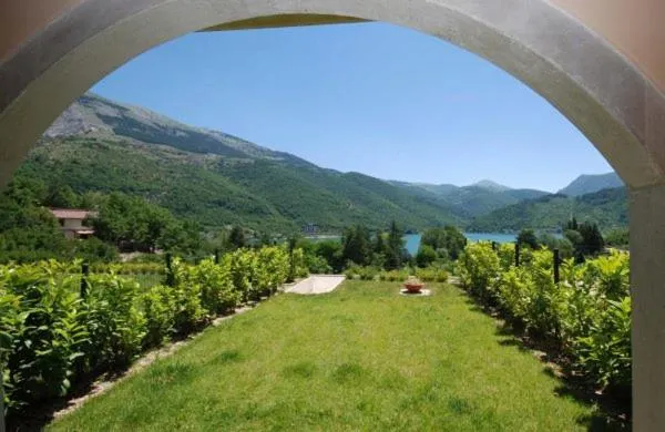 Garden in Tassido Coda Resort