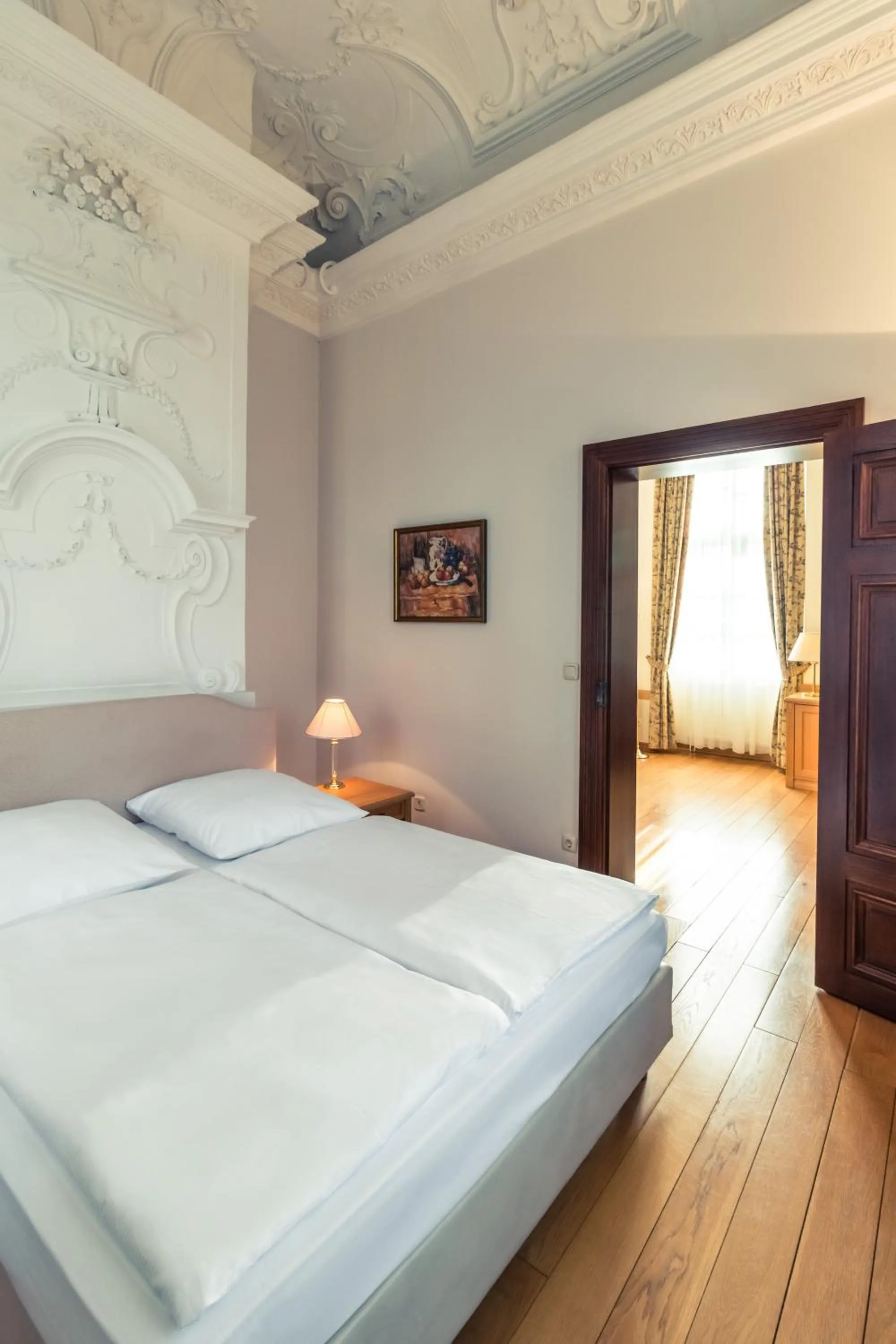 Bedroom, Bed in Hotel Schloss Neustadt-Glewe