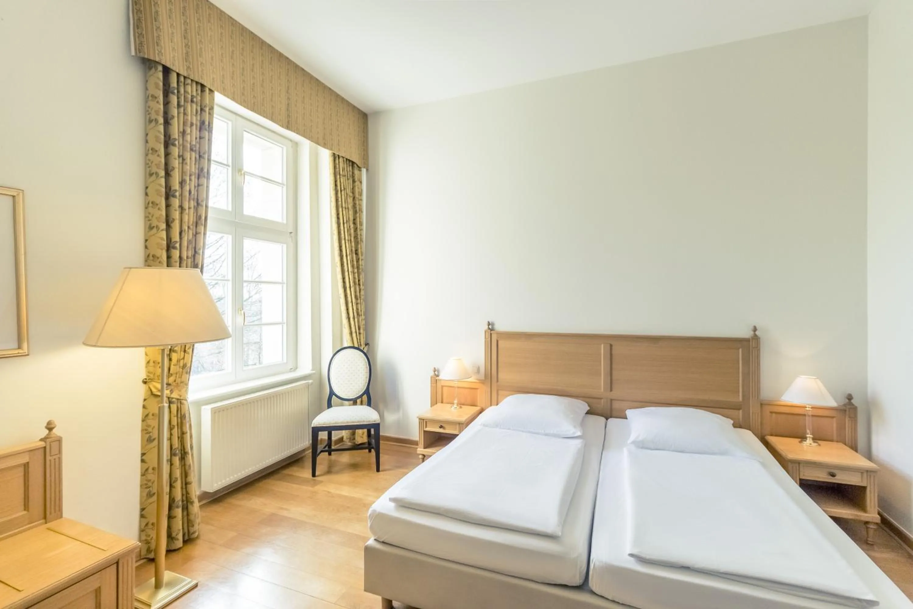 Photo of the whole room, Bed in Hotel Schloss Neustadt-Glewe