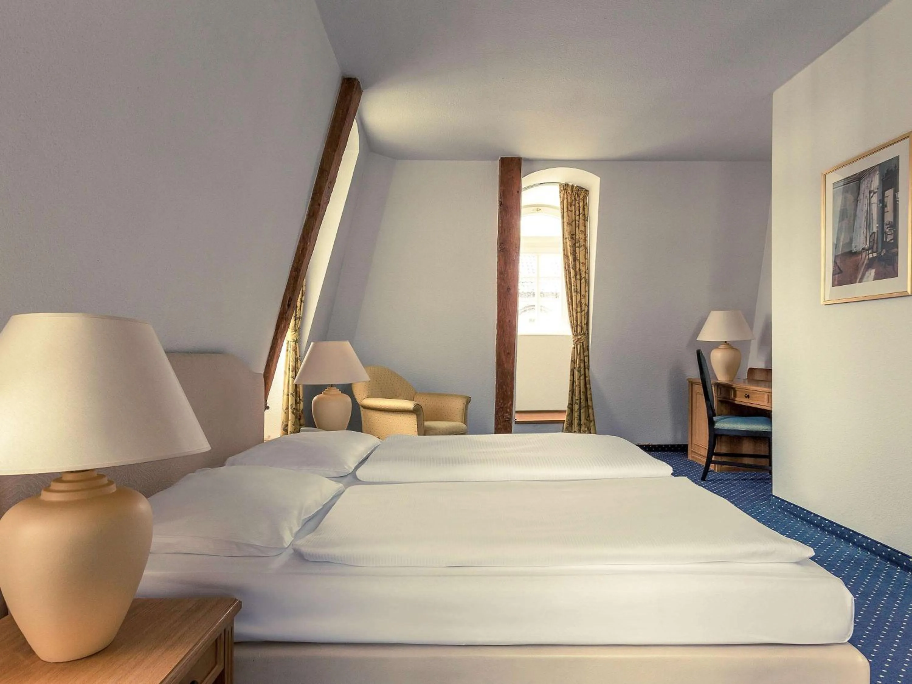 Photo of the whole room, Bed in Hotel Schloss Neustadt-Glewe