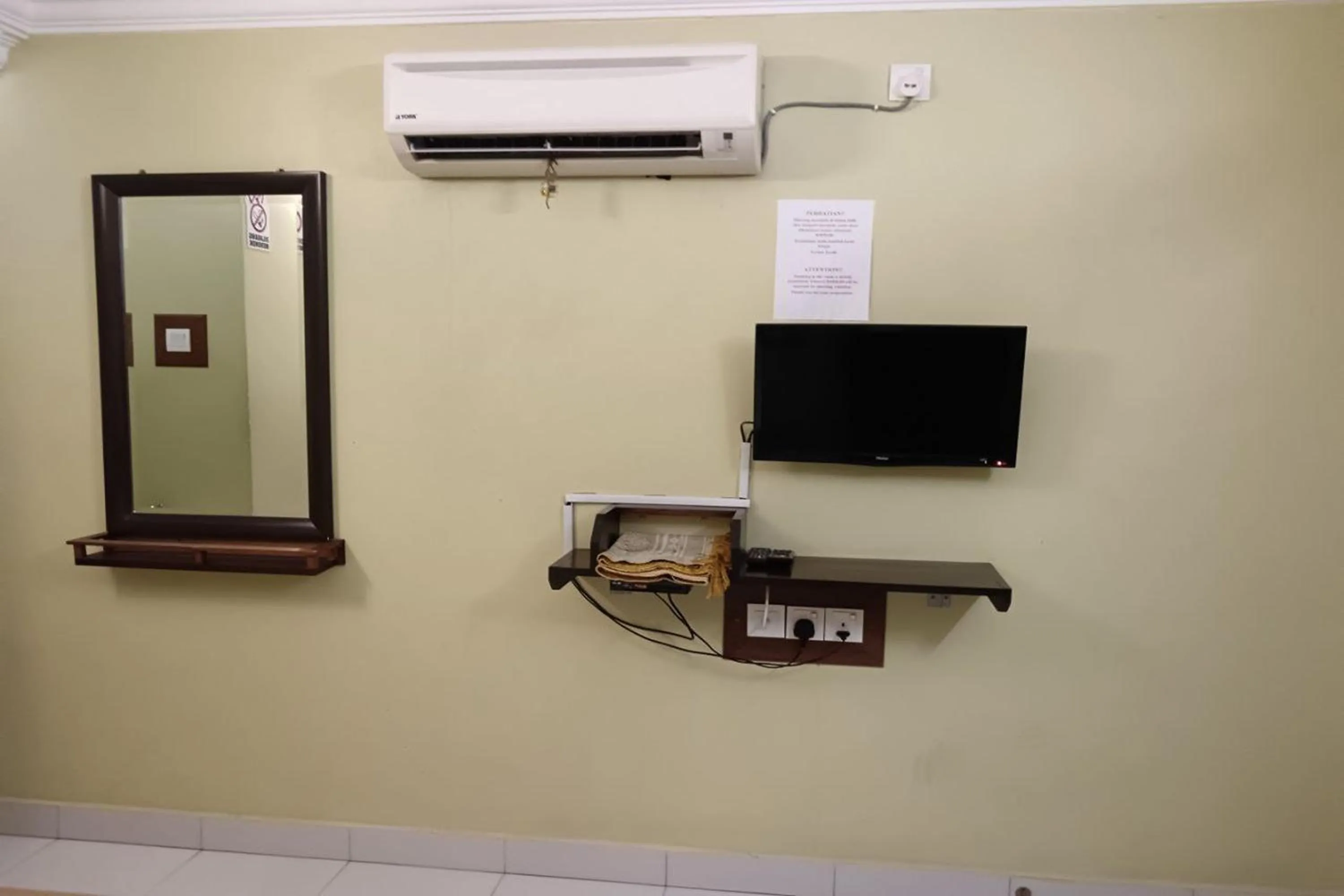 TV and multimedia in Fins Hotel, Alor Setar