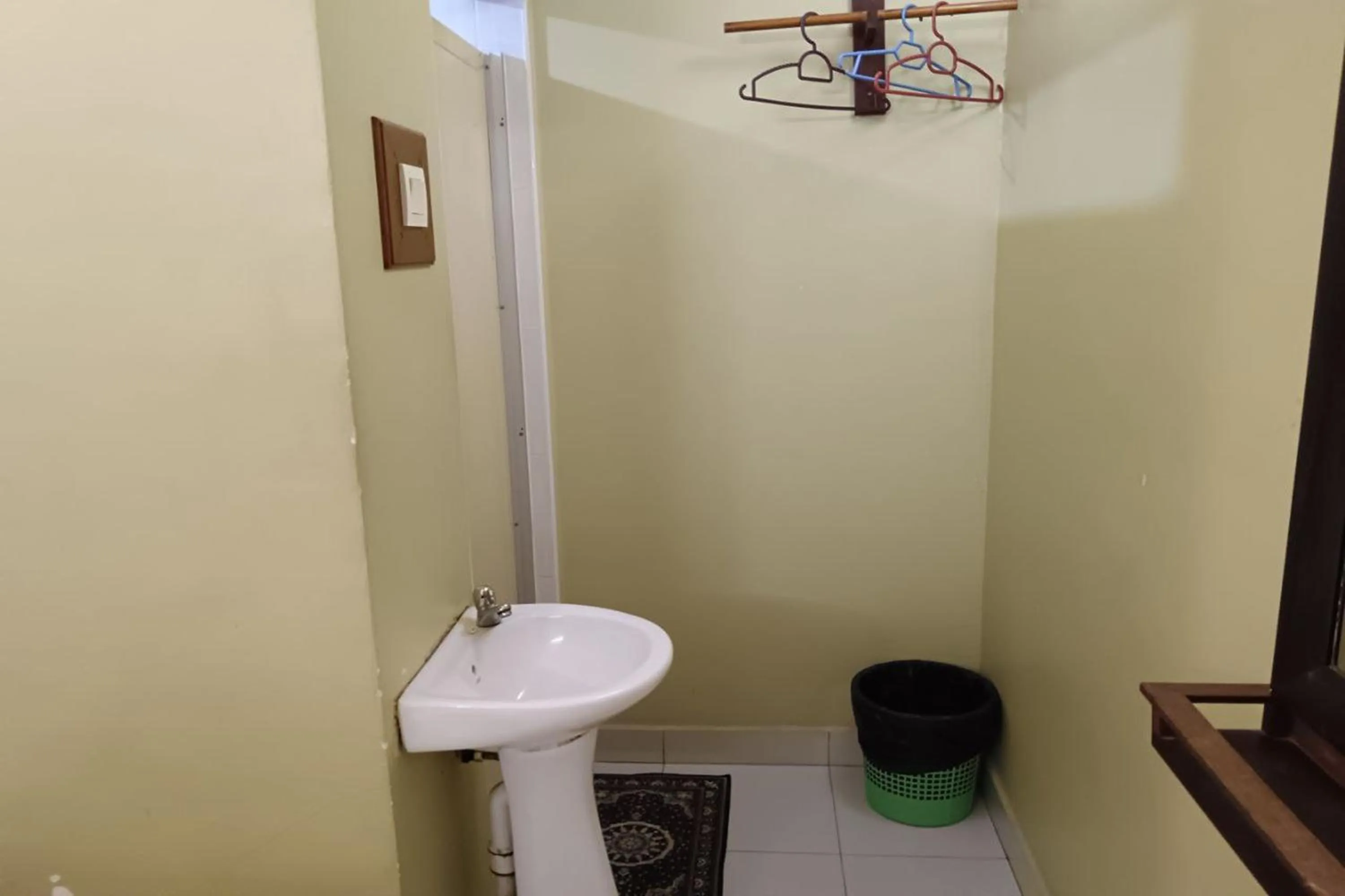 Bathroom in Fins Hotel, Alor Setar