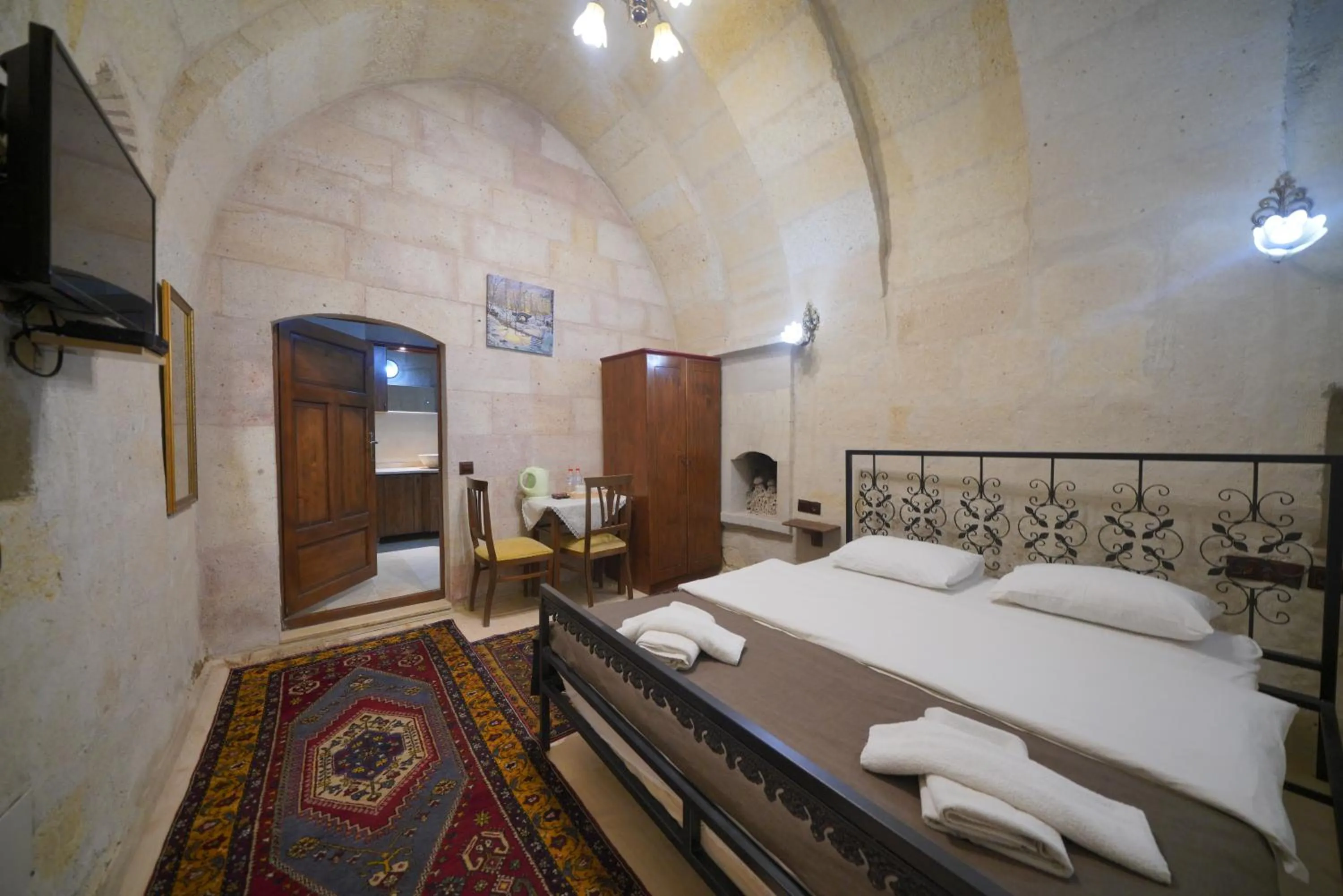 Bed in View Cave Hotel