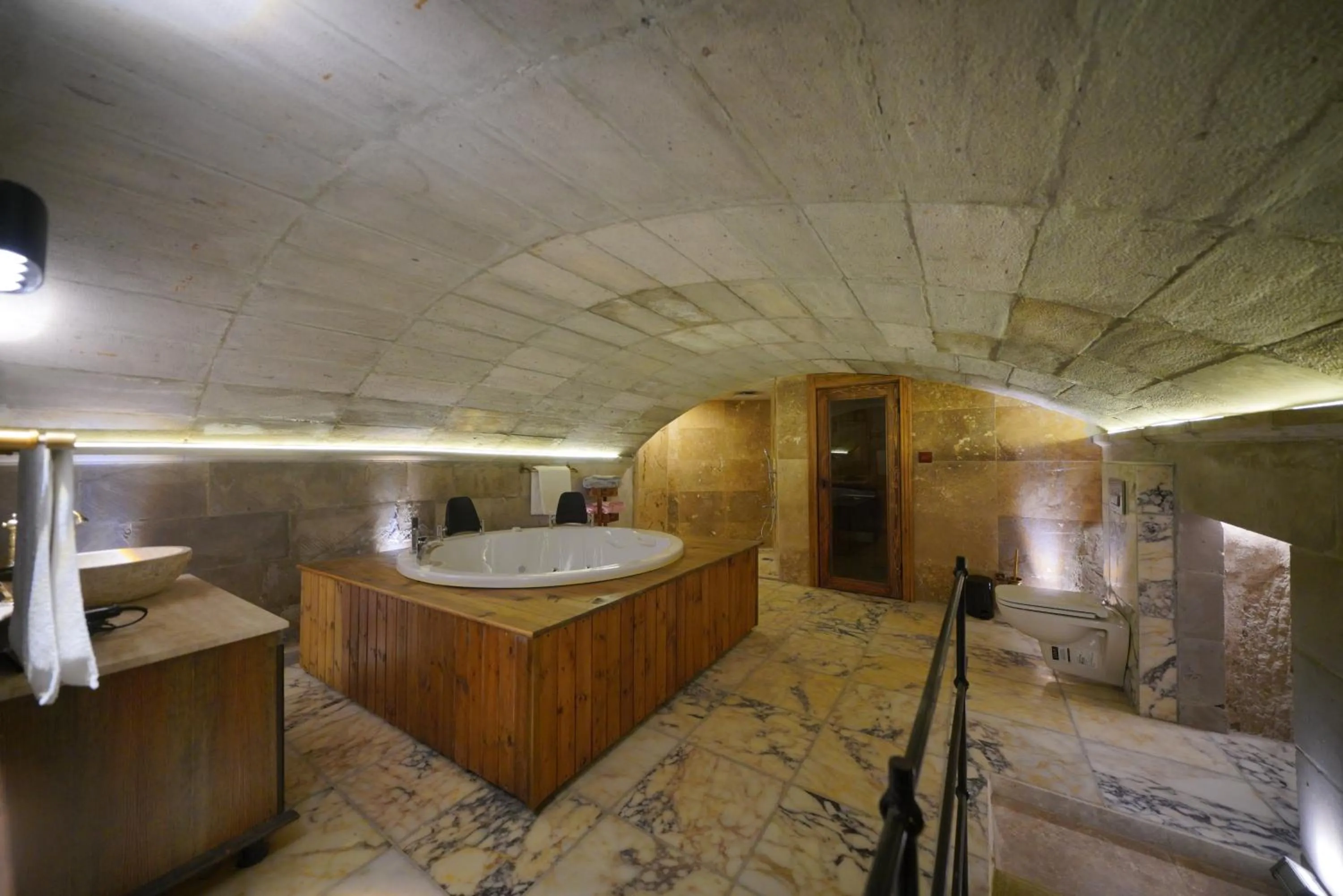 Bathroom in View Cave Hotel