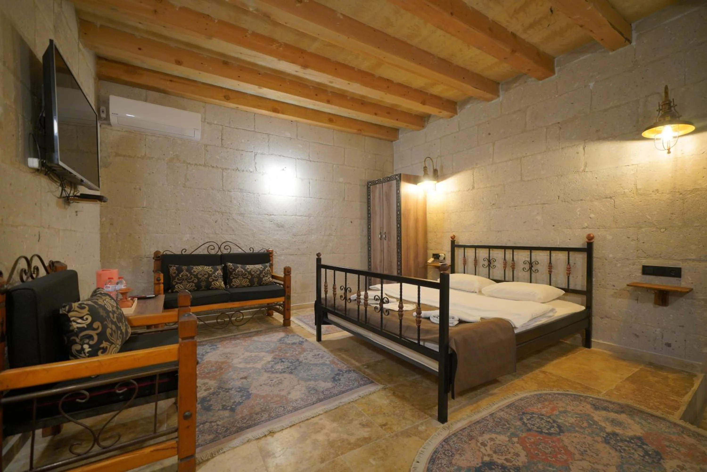 Bed in View Cave Hotel