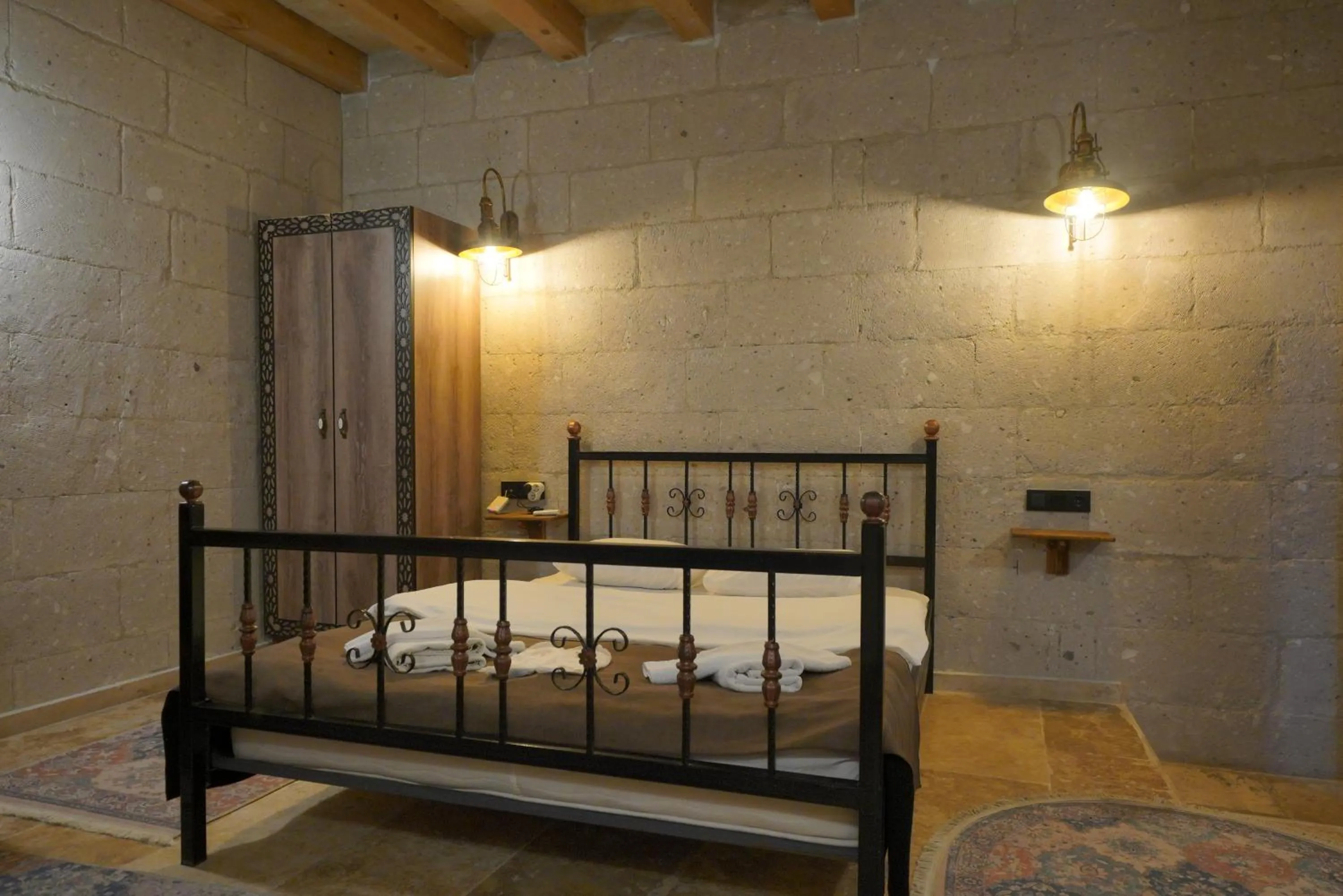 Bed in View Cave Hotel