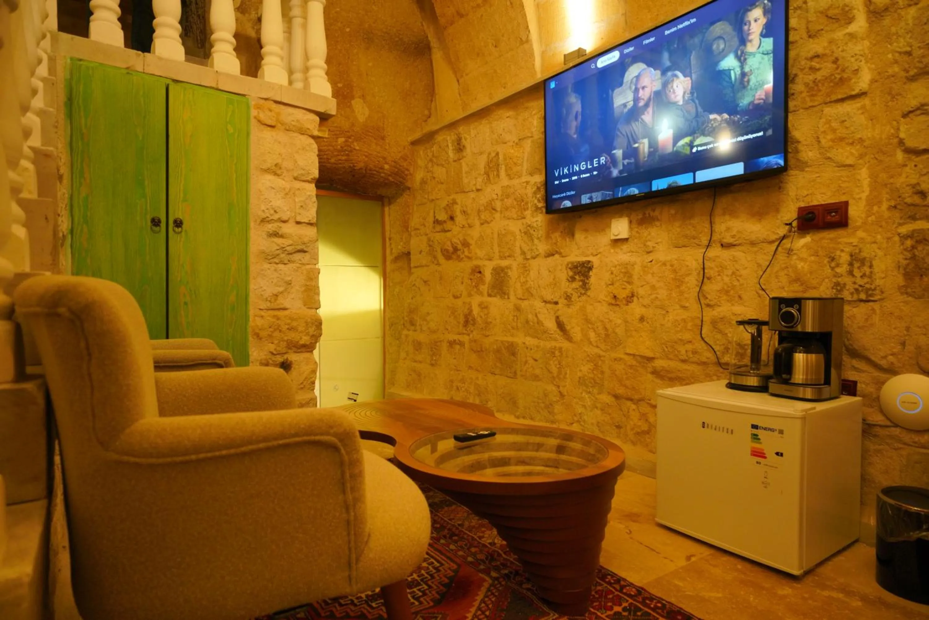 TV and multimedia in View Cave Hotel