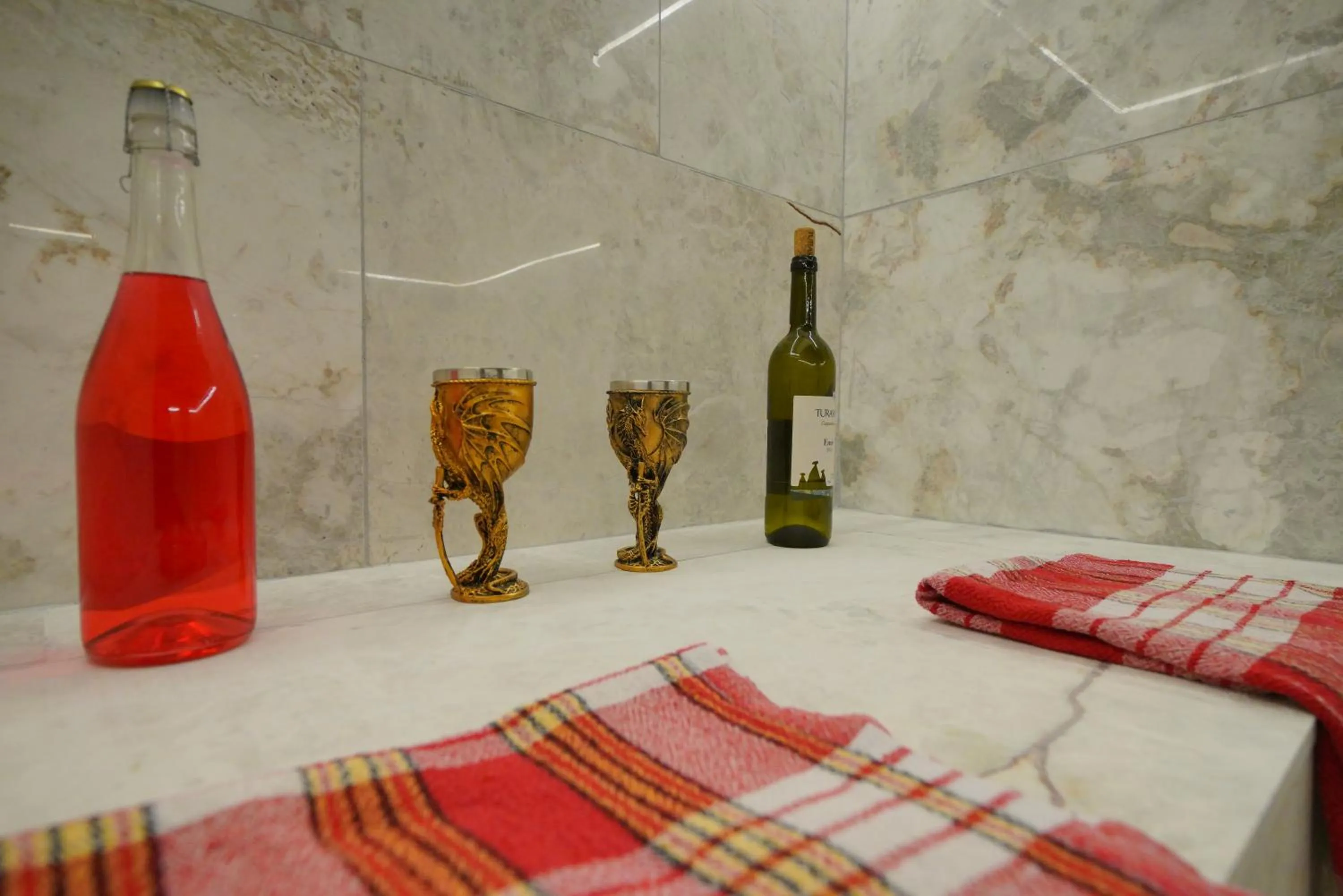 Public Bath in View Cave Hotel