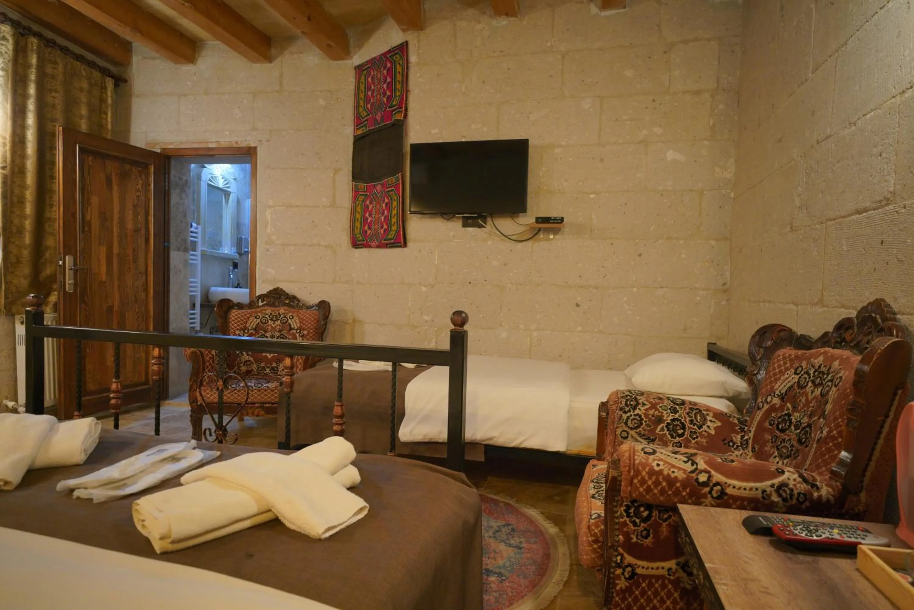 Bed in View Cave Hotel