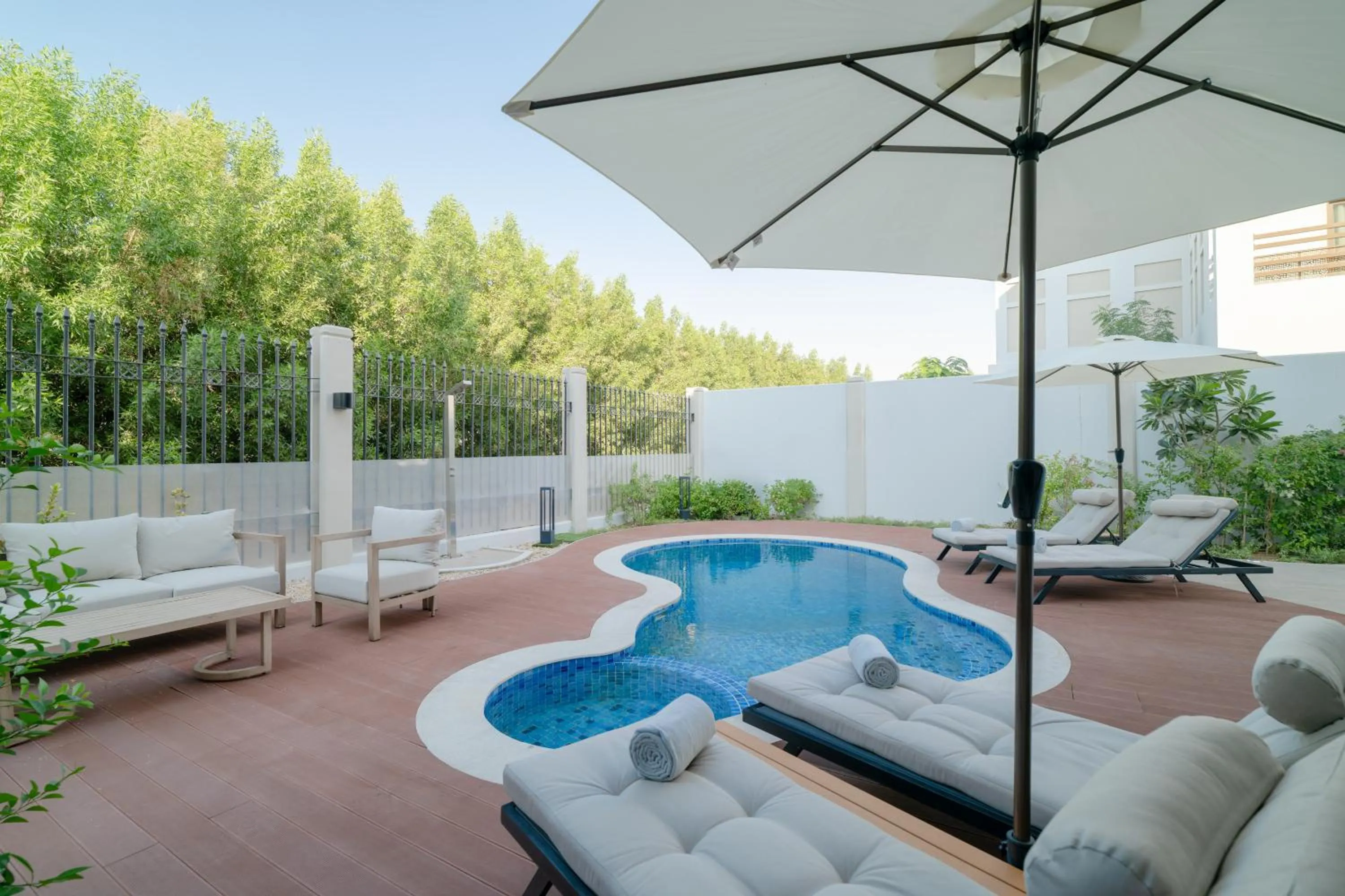 Remal Hotel & Villas Al Dhannah City