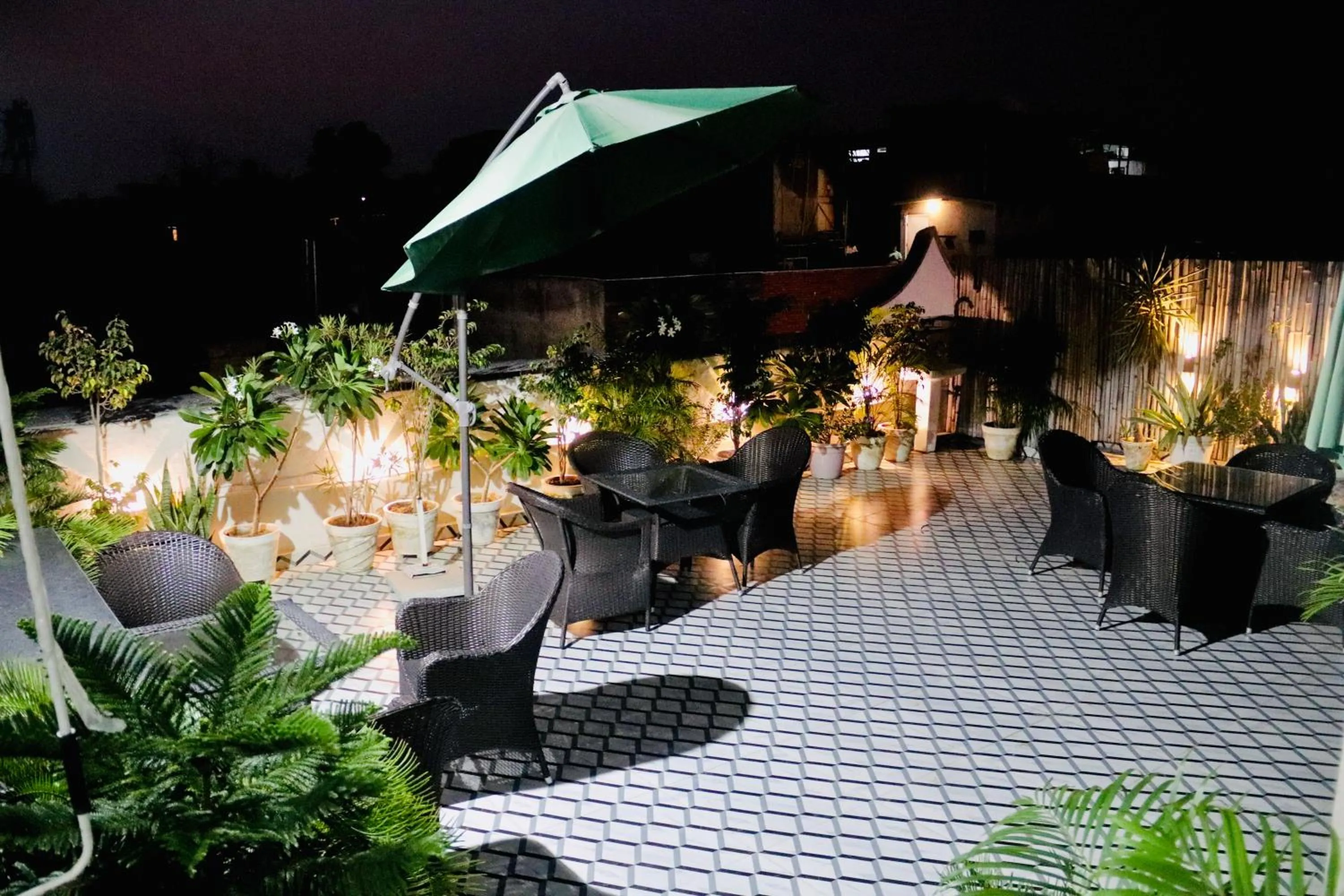 Garden in Hotel Magic Tree Karol Bagh Metro Station New Delhi