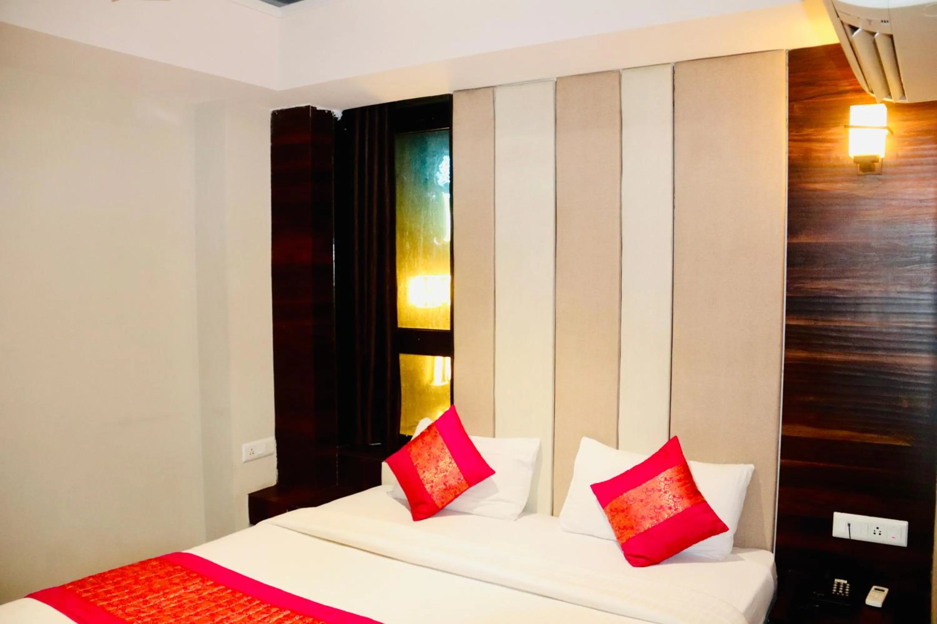 Bed in Hotel Magic Tree Karol Bagh Metro Station New Delhi