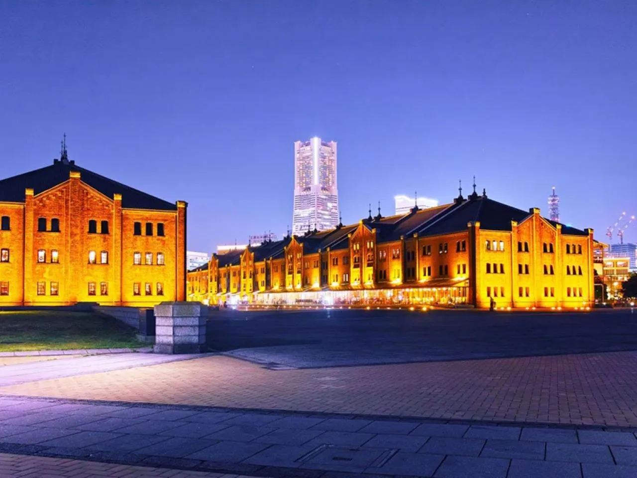 Nearby landmark in Yokohama Town Hotel